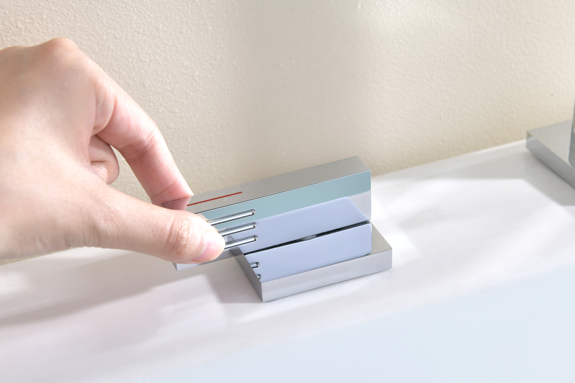 01133 Смеситель на борт ванны (5-отв,ХРОМ)  GANZER (10/1шт)