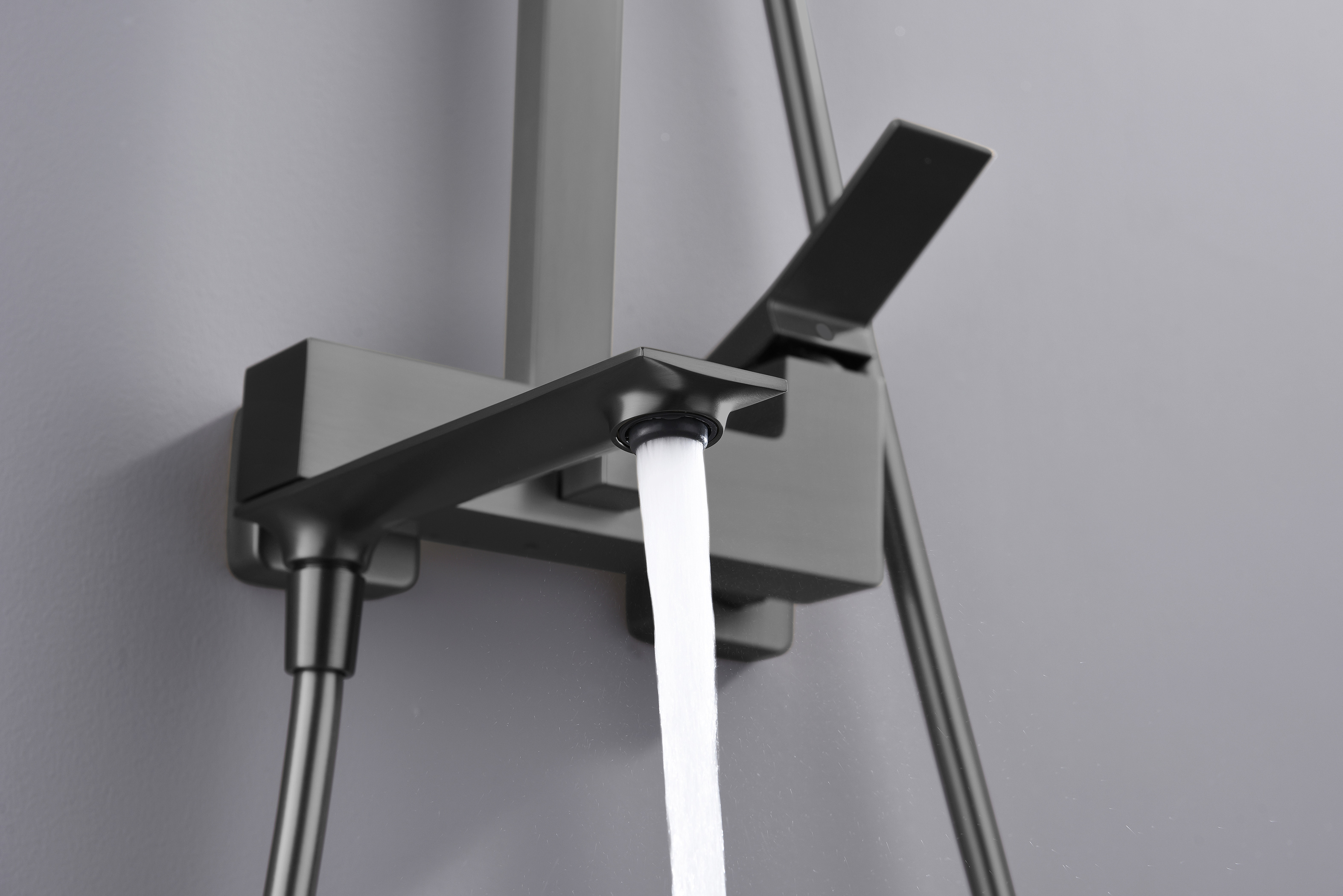 05162-Q Душевая система (ГРАФИТ) GANZER (5/1шт)