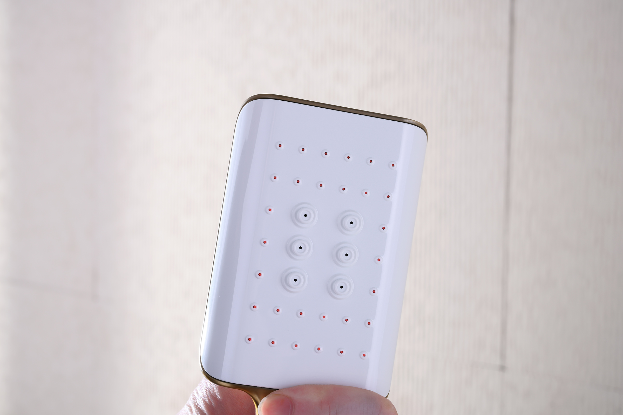 02131-S Смеситель од. для ванны кор. (Мат. Золото)  GANZER  (8/1шт)