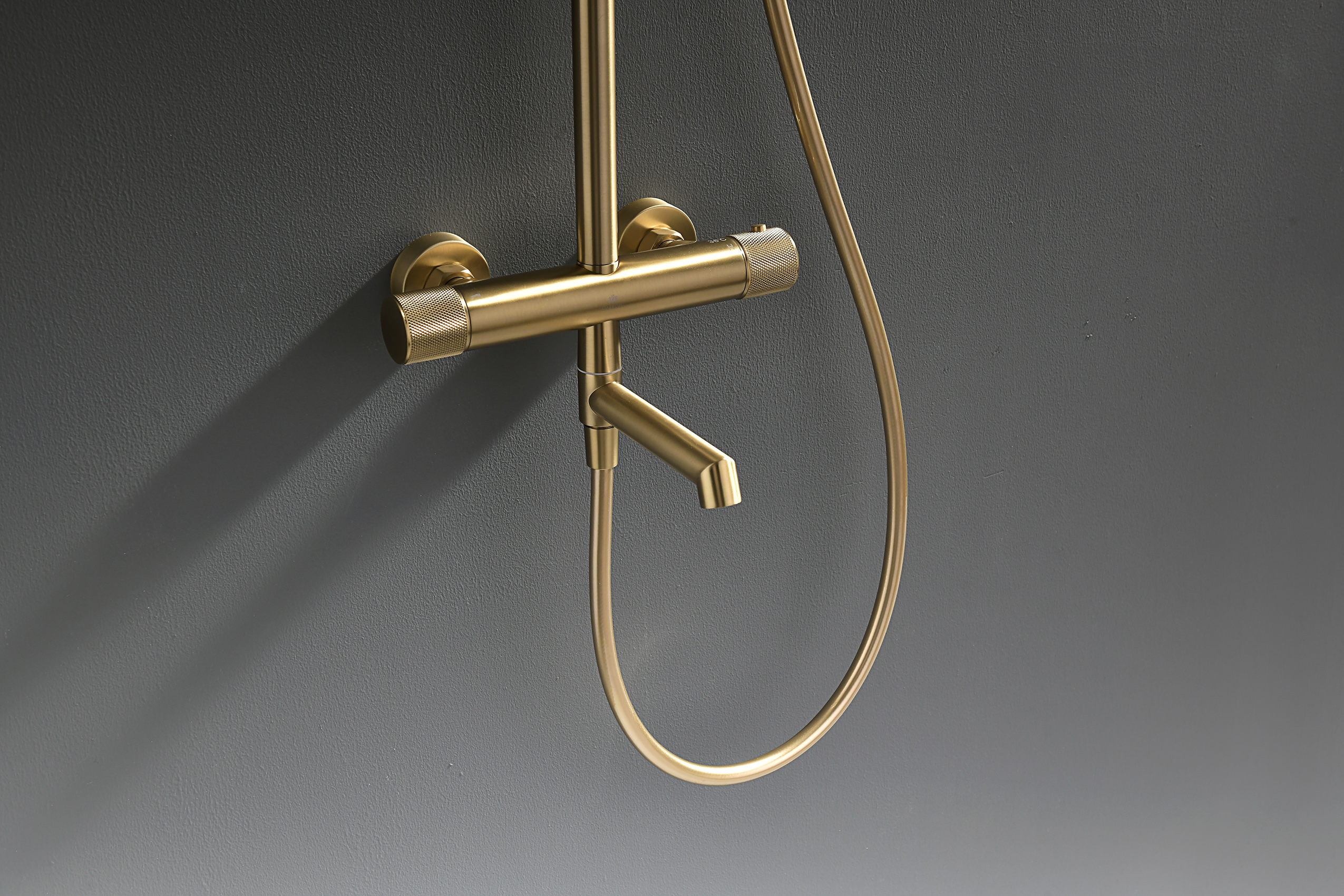 19170-S Душевая система с термостатом (Мат. Золото) GANZER (5/1шт)