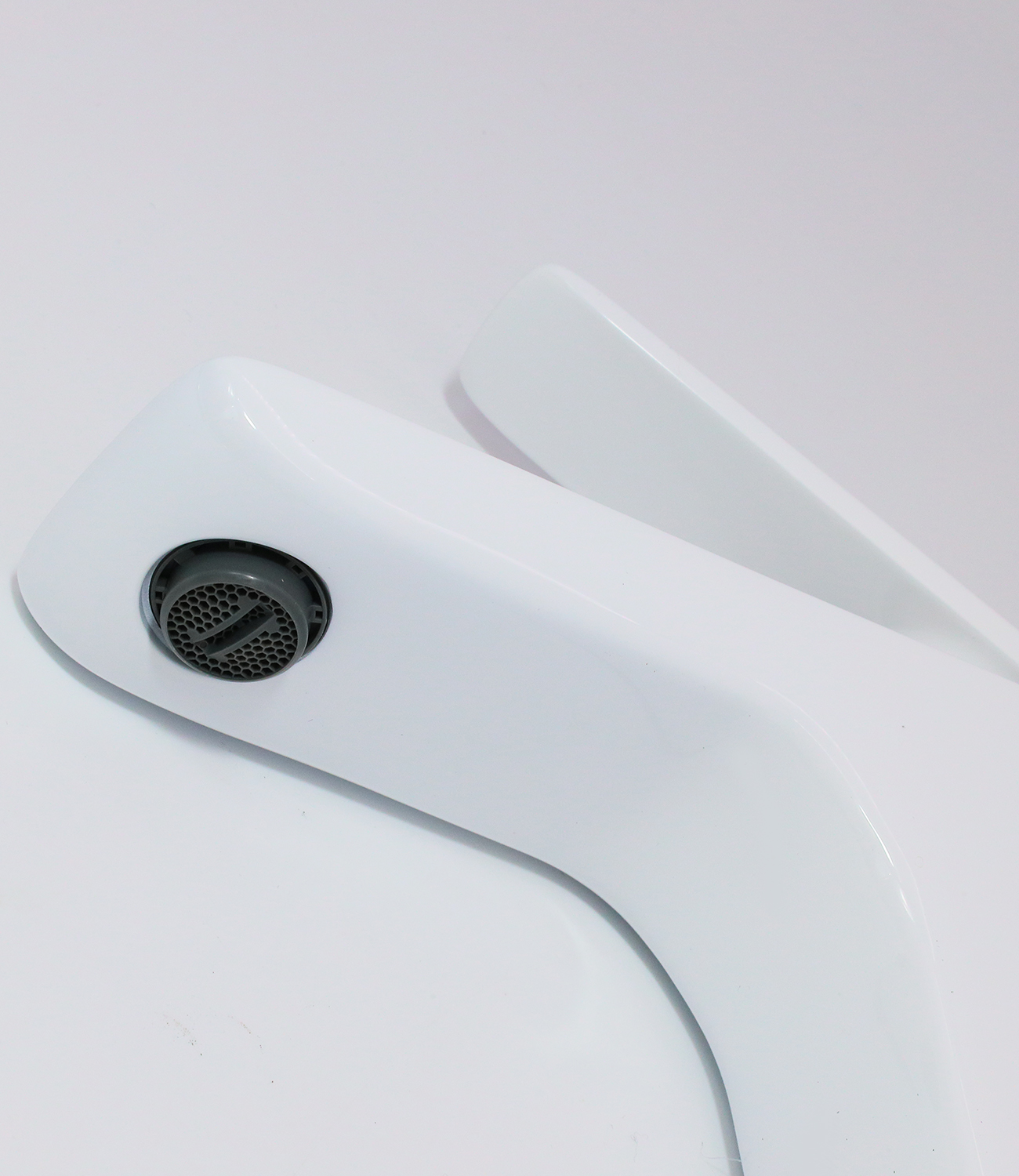 51011-F Смеситель для умывальника  GANZER  (10/1шт) Л/К