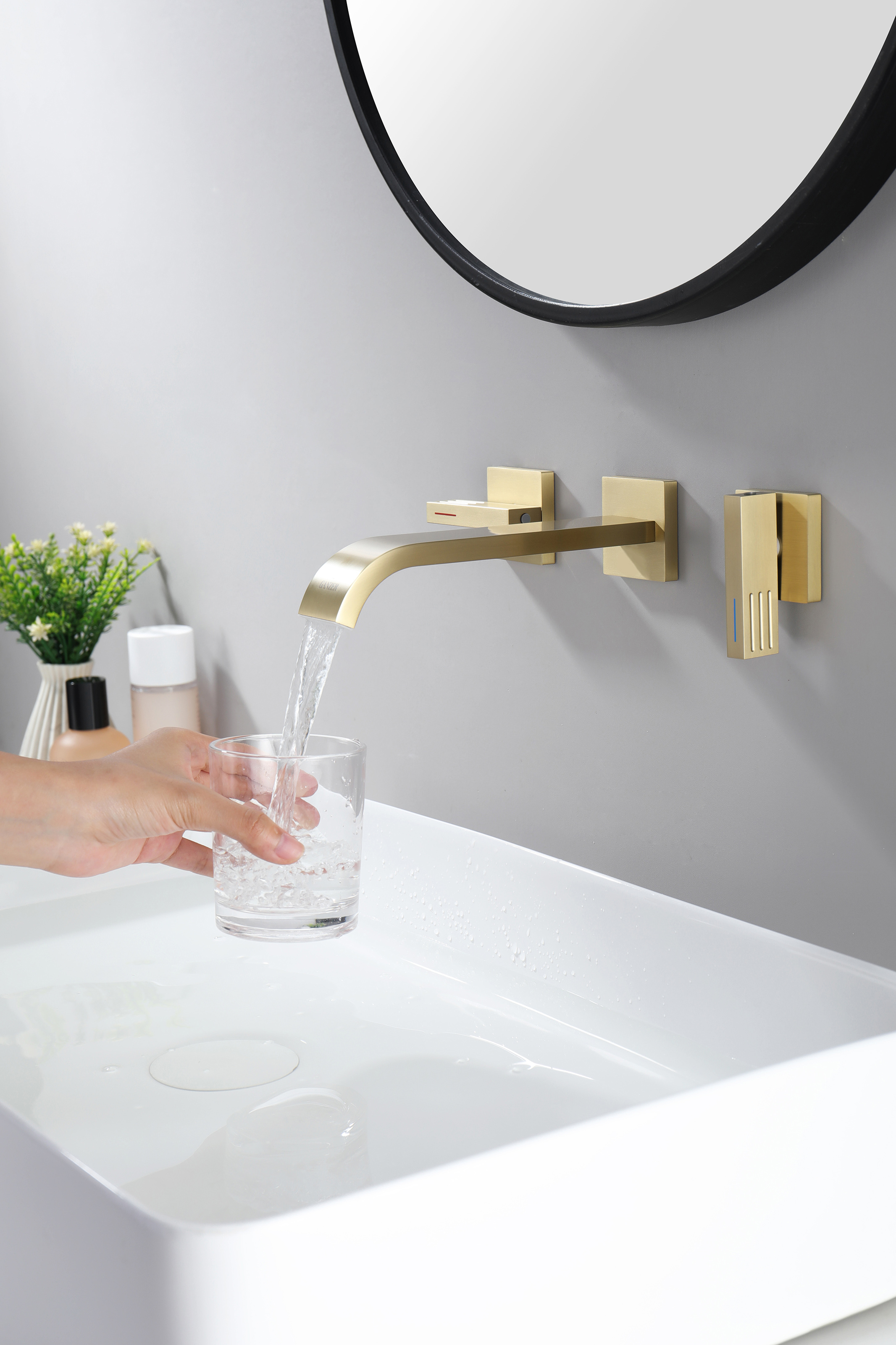 01144-S Смеситель встраиваемый для раковины (Мат. Золото) GANZER (8/1шт)