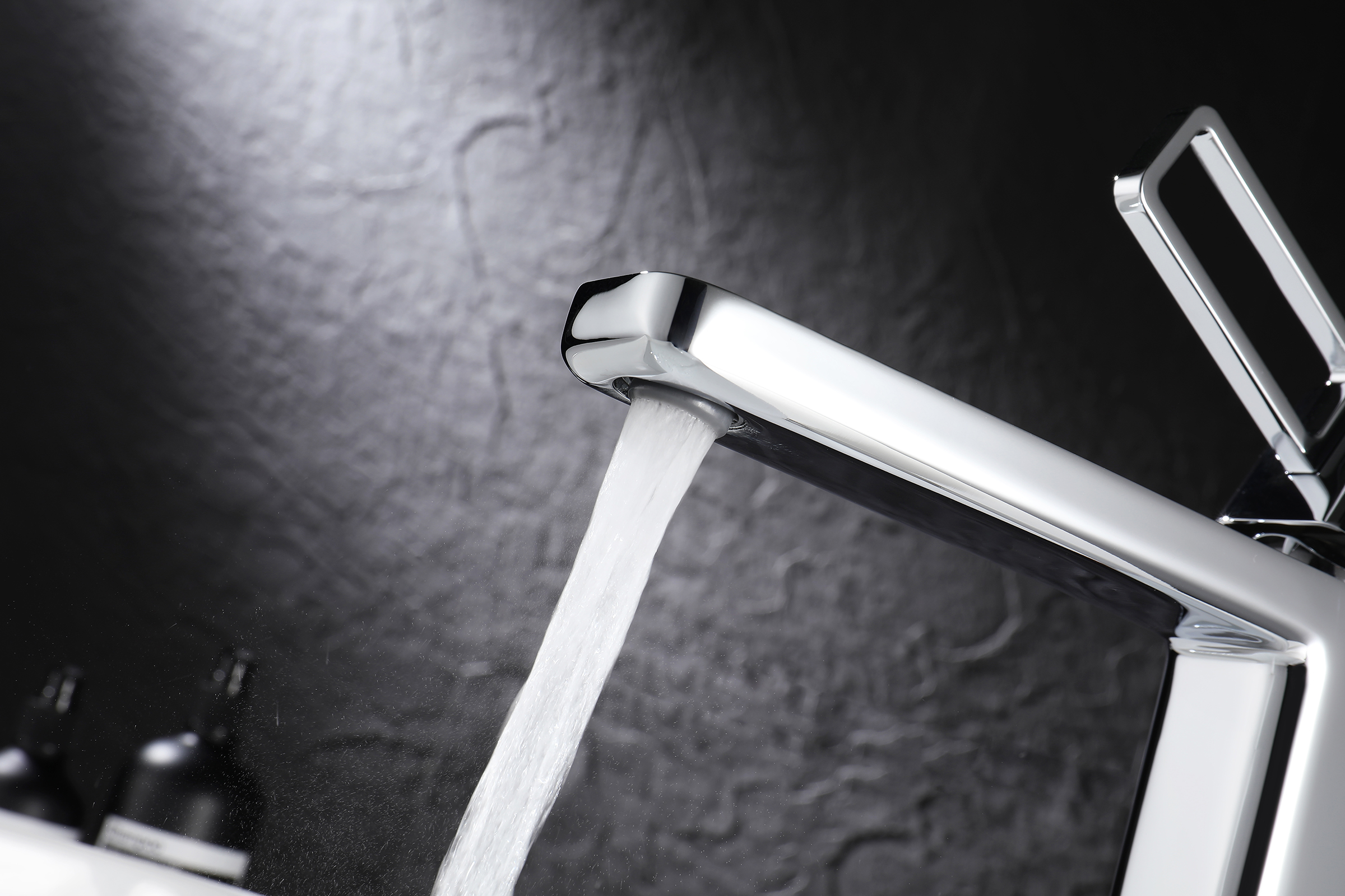 12112 Смеситель од. для раковины-чаши (ХРОМ) GANZER (10/1шт)