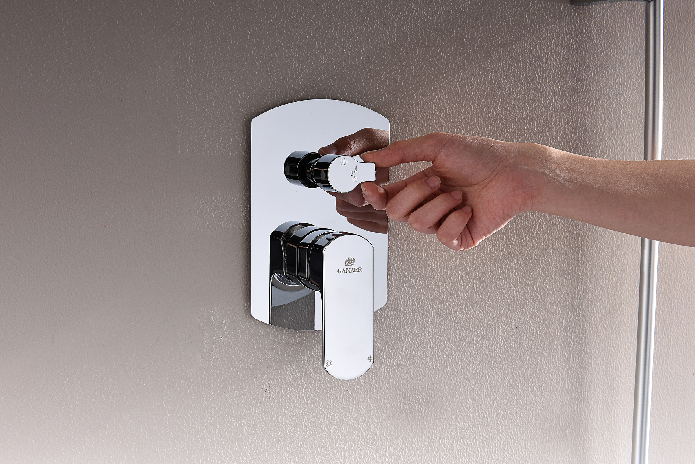 06165 Смеситель встраиваемый для душа с 3-функ. (ХРОМ) GANZER (6/1шт)