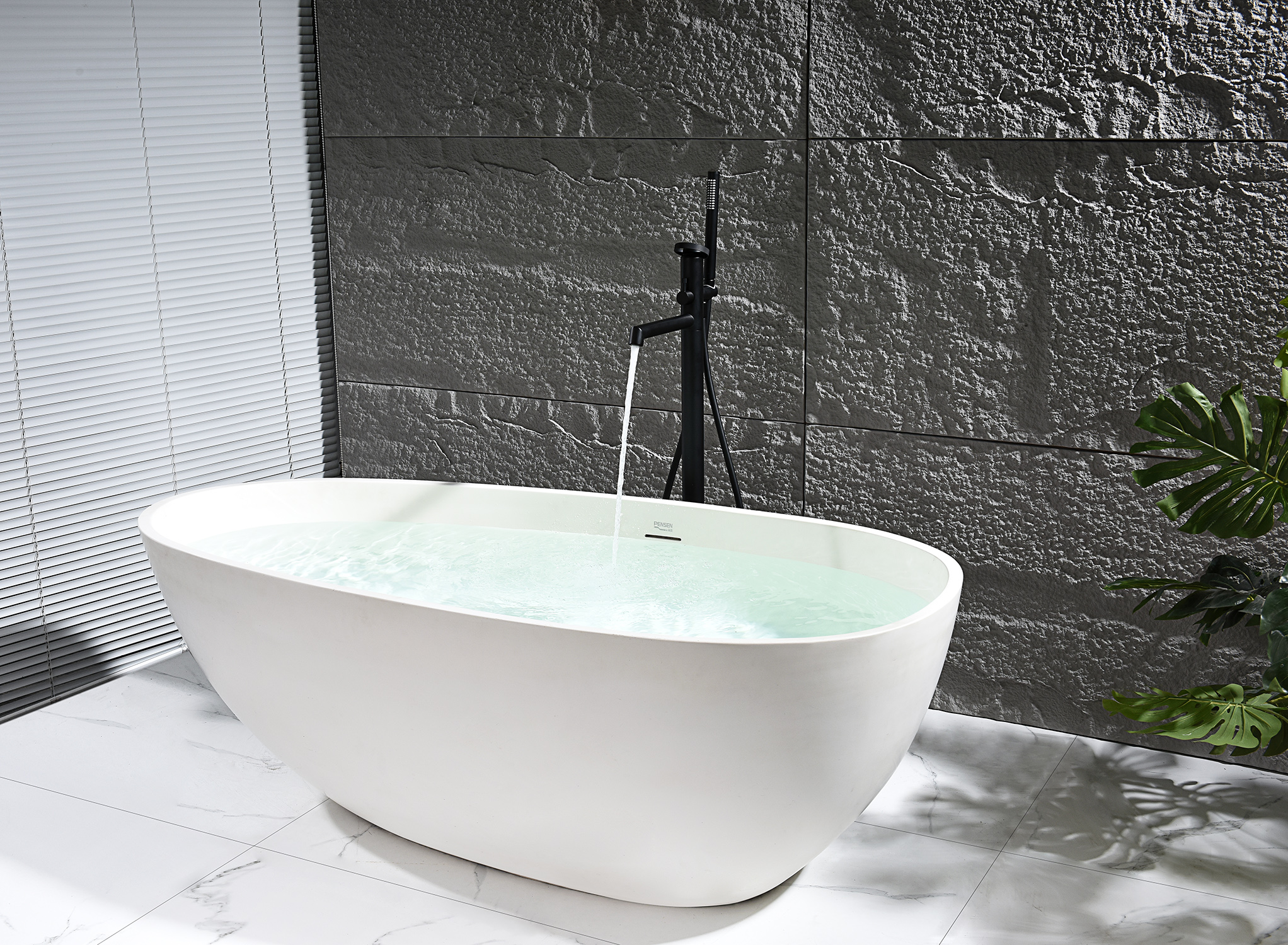 19181-C Смеситель напольный для ванны (ЧЕРНЫЙ) GANZER  (5/1шт)