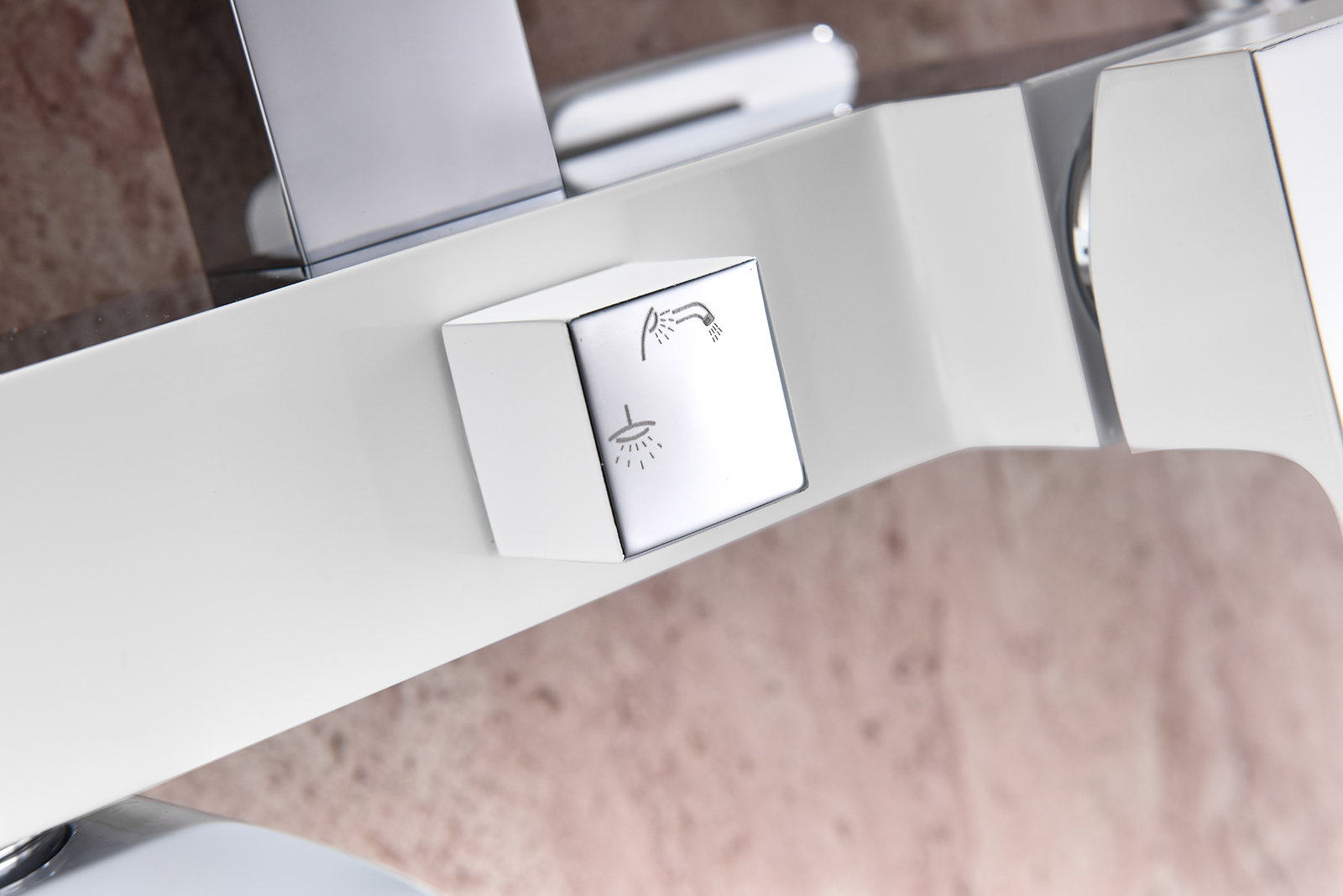 44161-F Душевая система (БЕЛЫЙ) GANZER (5/1шт)