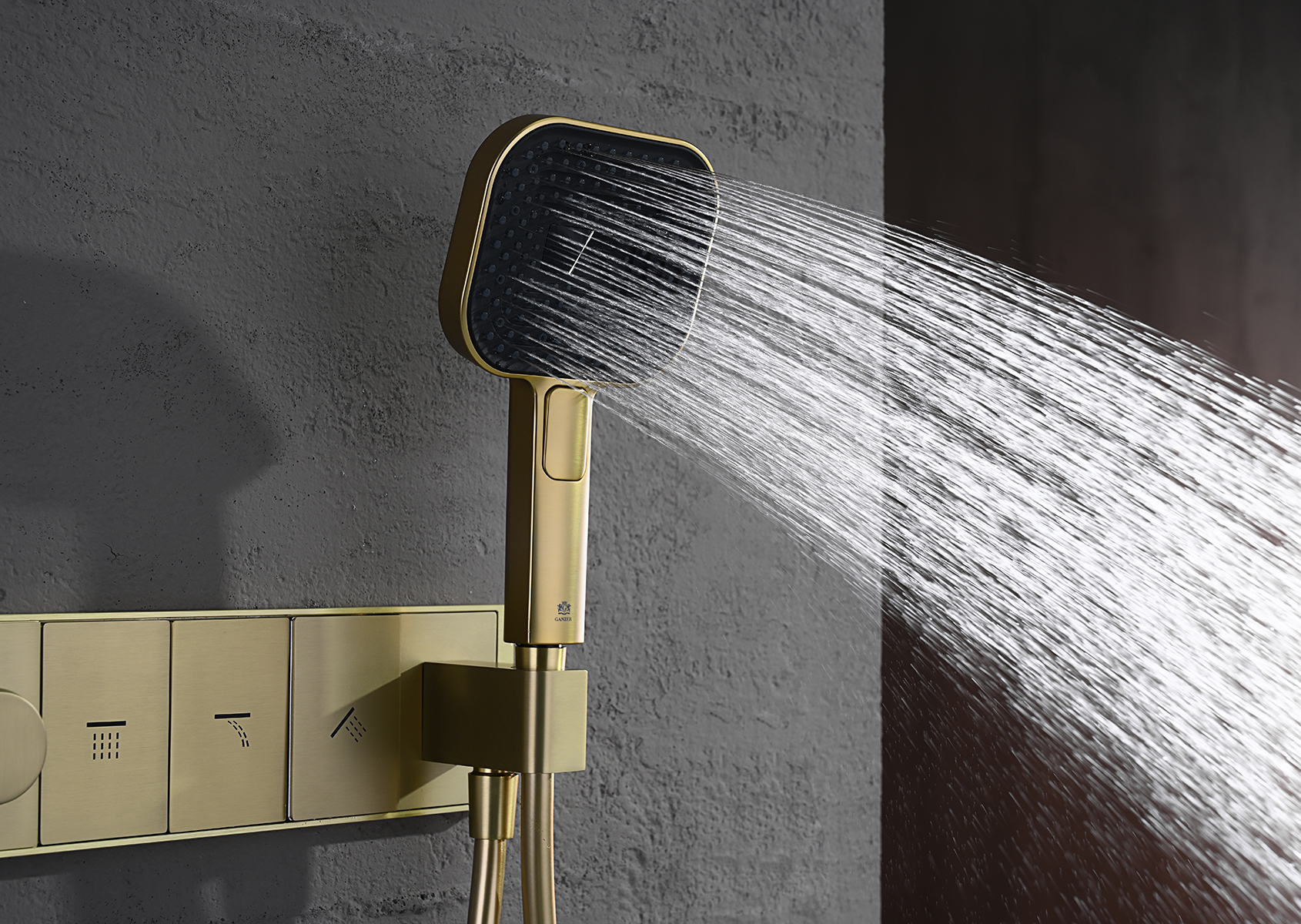 55164-S Встроенный смес для душа с 2-функ. (Мат. Золото) GANZER  (2/1шт)