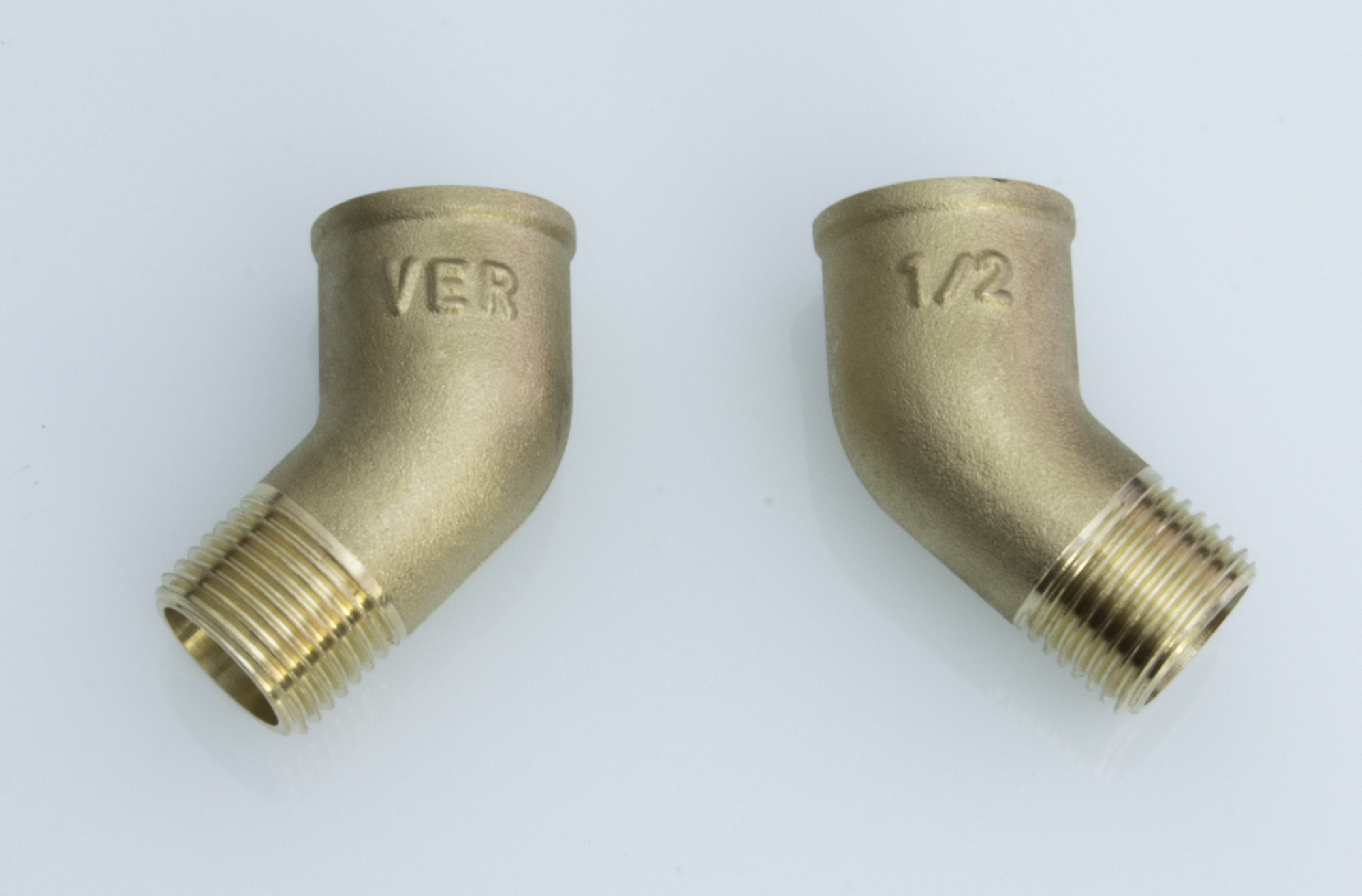Уголок латун 45° 1/2 Г. х 1/2 Ш.  ViEiR  (160/10шт)