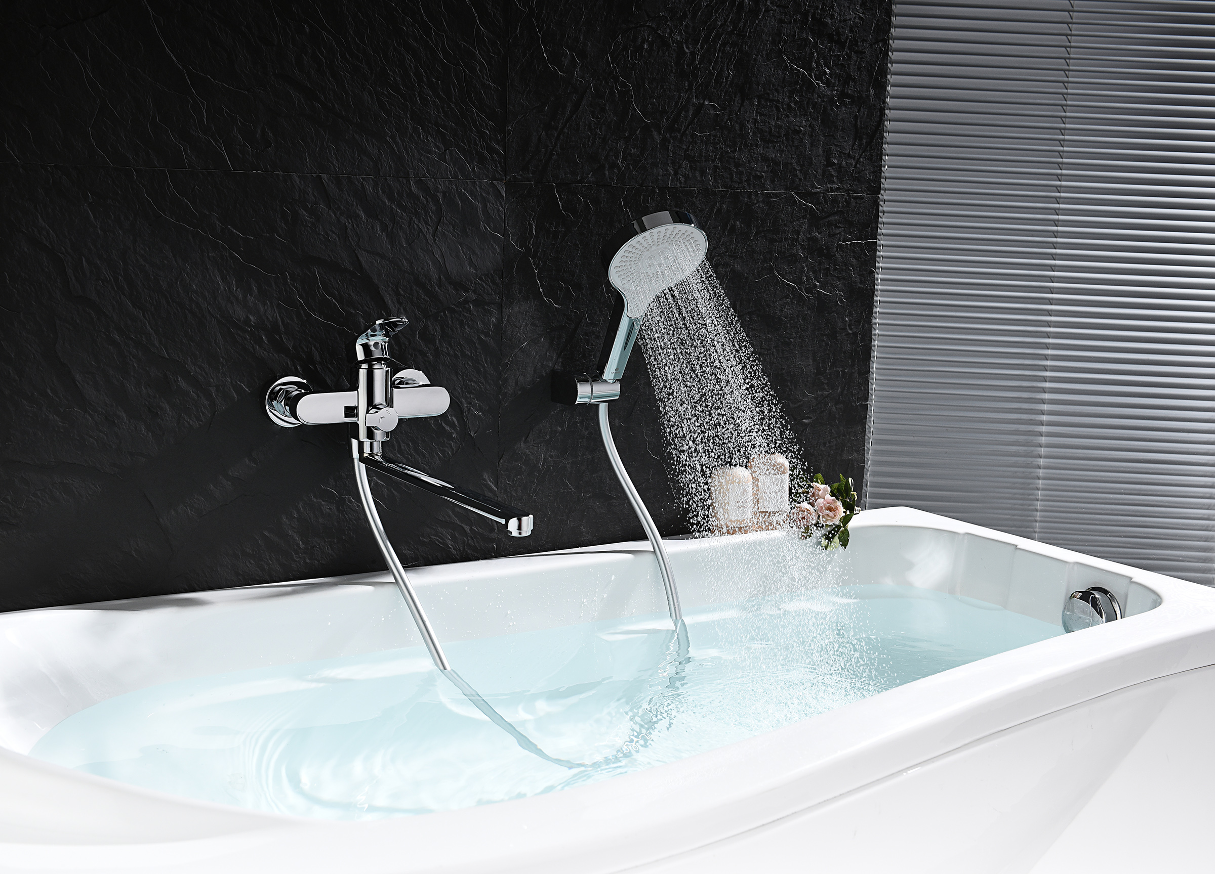 06141 Смеситель од. для ванны дл. (ХРОМ) GANZER  (8/1шт)