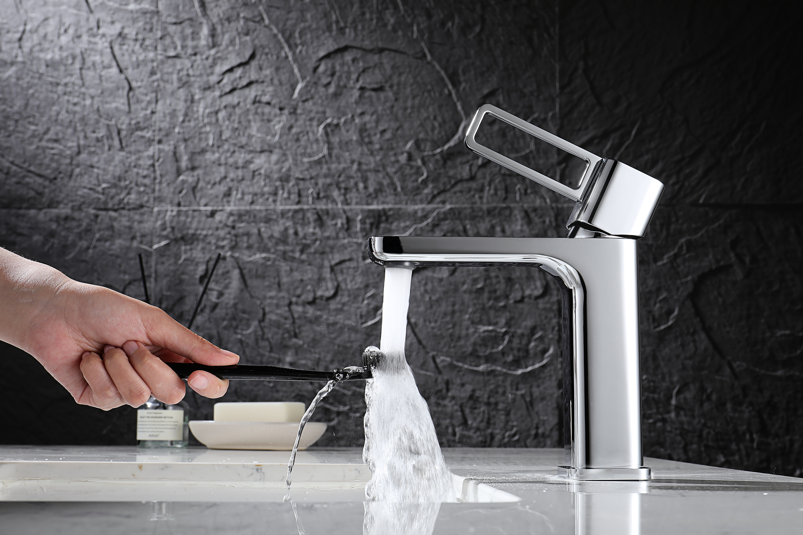 12111 Смеситель од. для раковины (ХРОМ) GANZER (10/1шт)