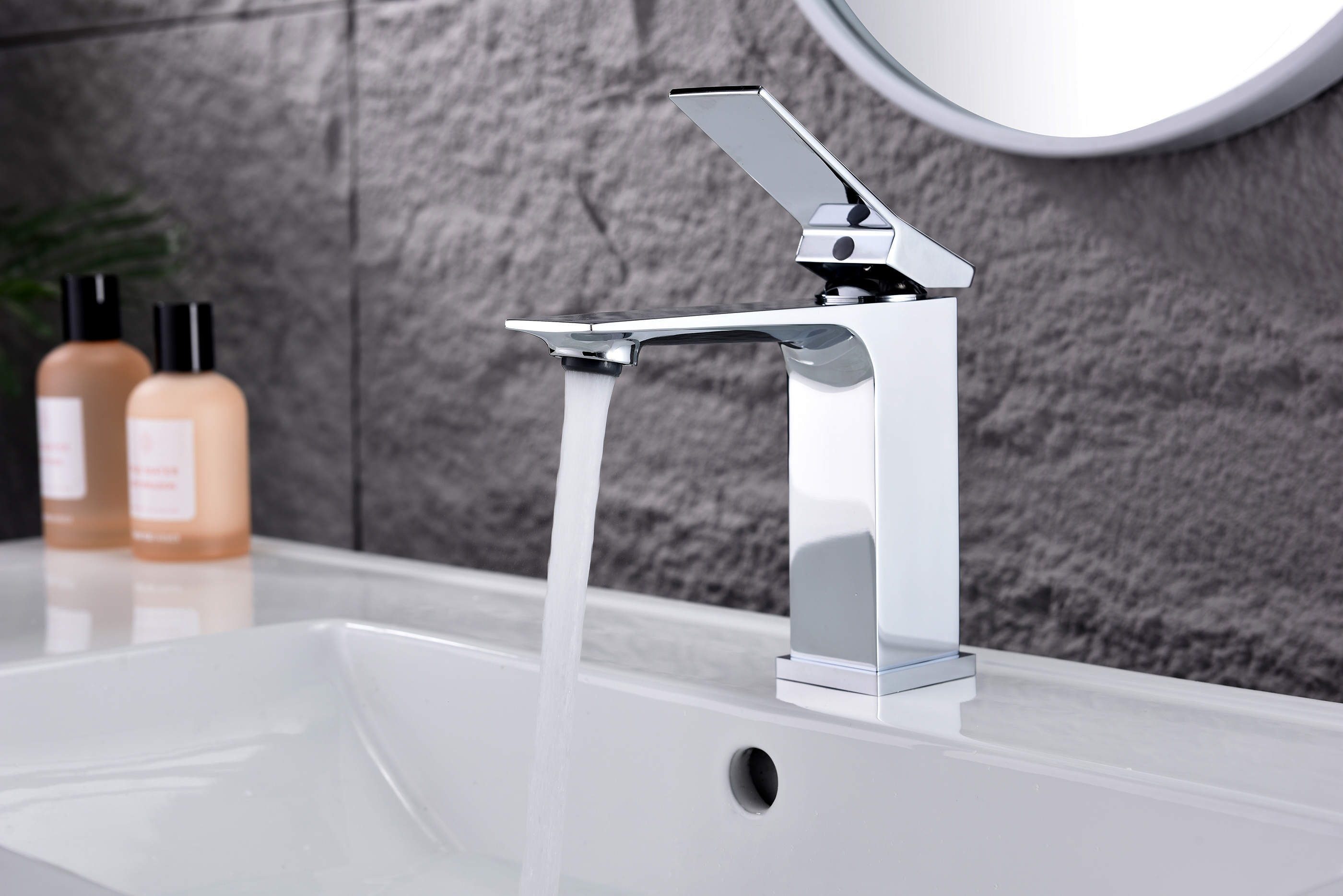 05111 Смеситель од. для раковины (ХРОМ) GANZER (10/1шт)