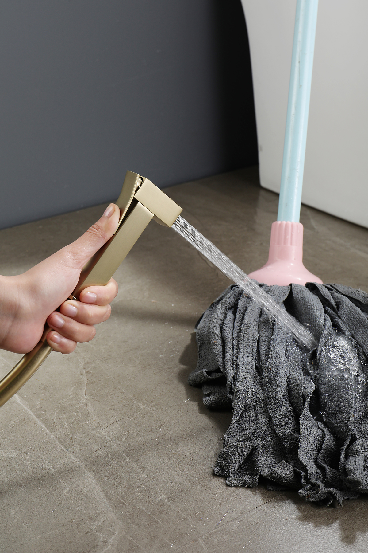 12157-S Смеситель встраиваемый с ГИГ. душем (Мат. Золото) GANZER (10/1шт)