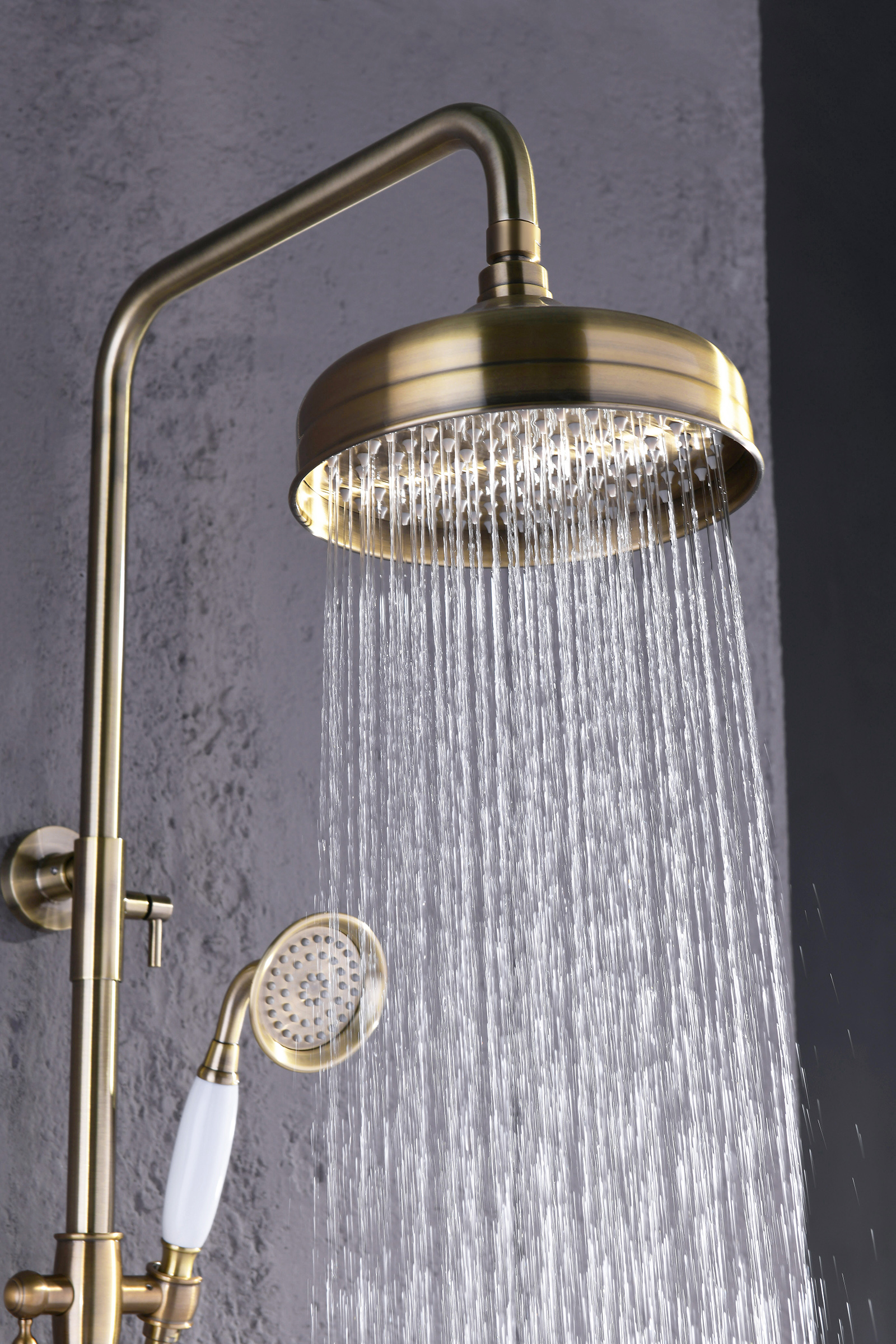 09063-D Двухвент душевой релинг БРОНЗА  GANZER  (4/1шт)