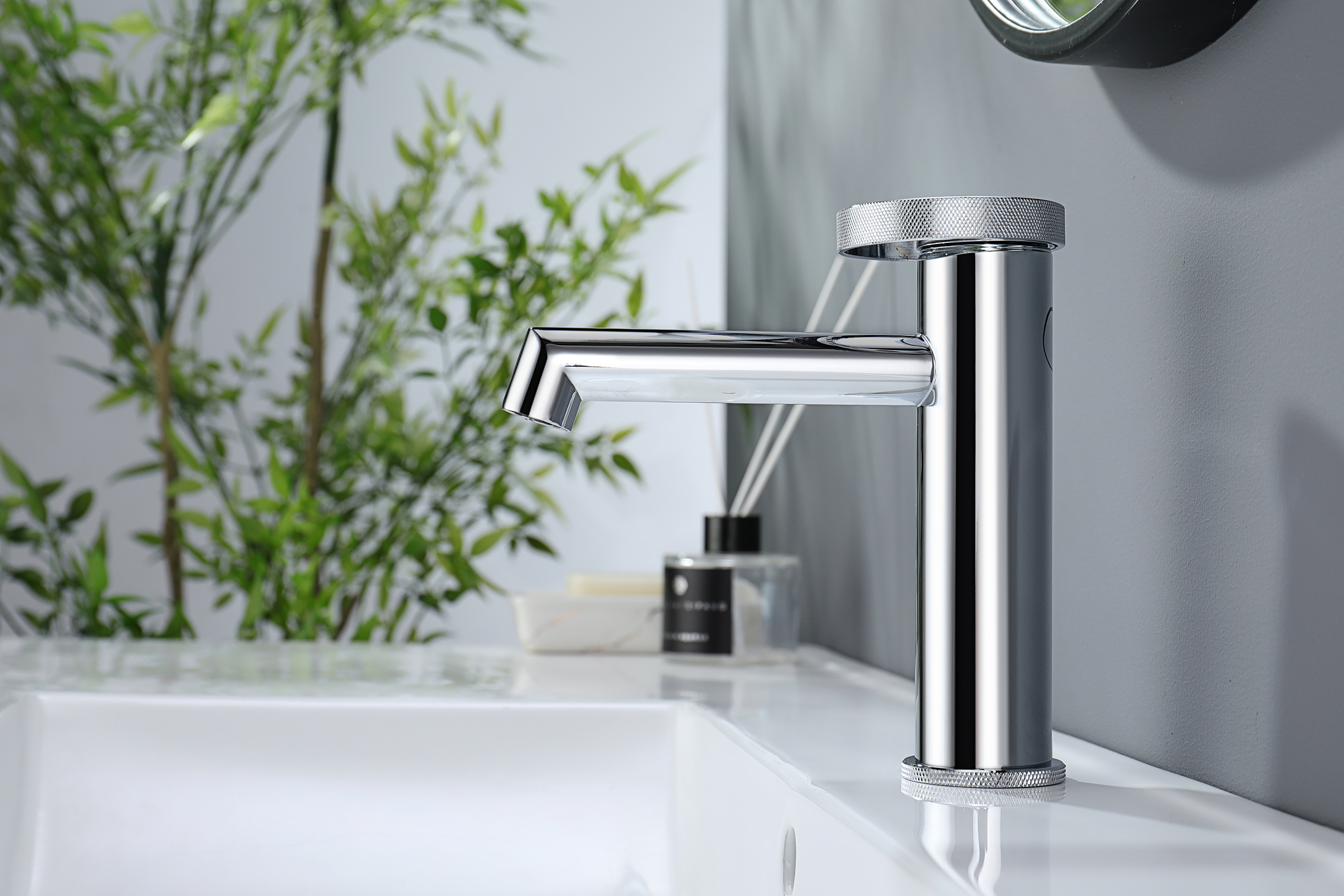 19111 Смеситель од. для раковины (ХРОМ) GANZER (10/1шт)