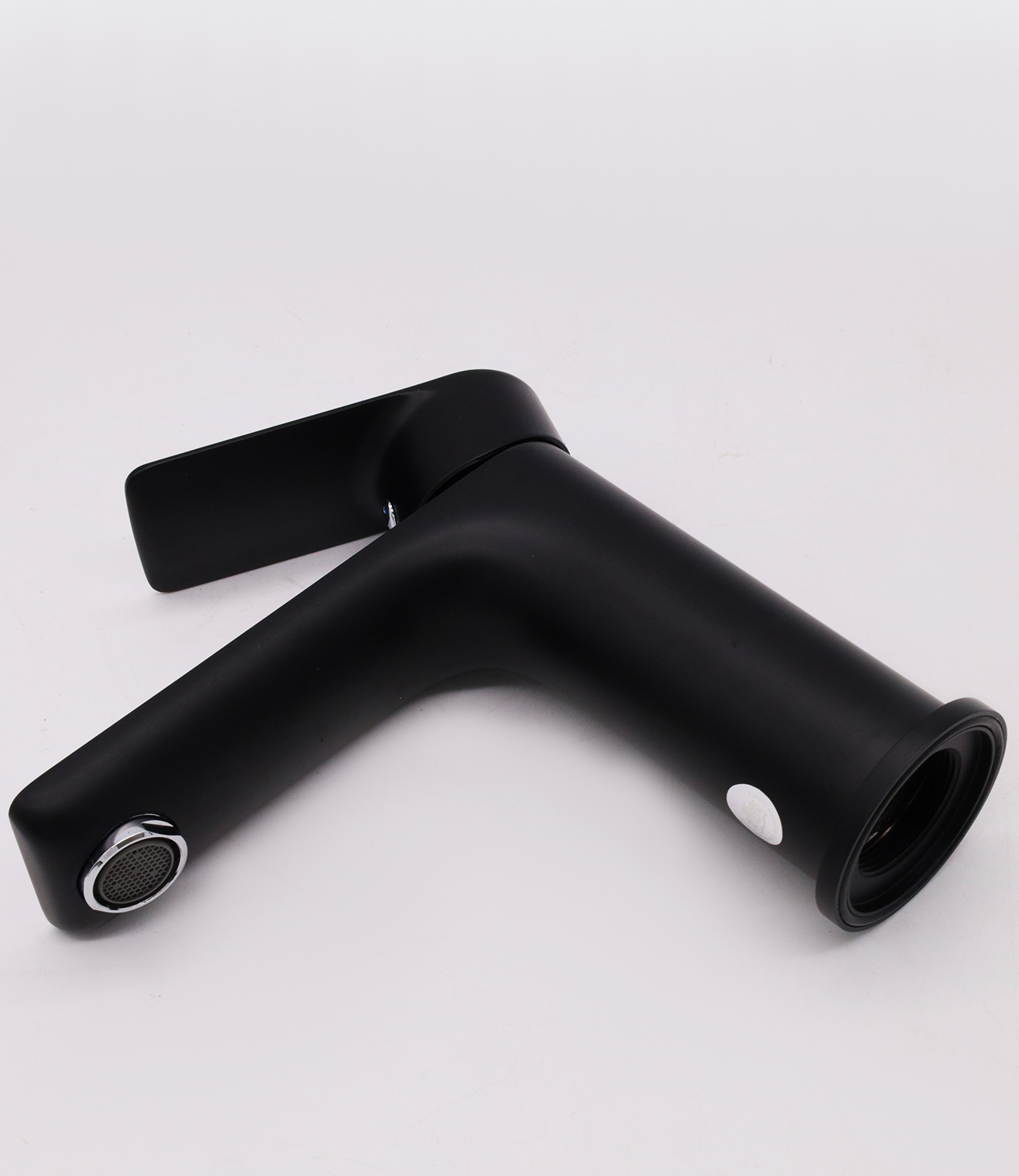 21011-С Смеситель для умыв. (ЧЕНЫЙ) "GANZER" Л/К