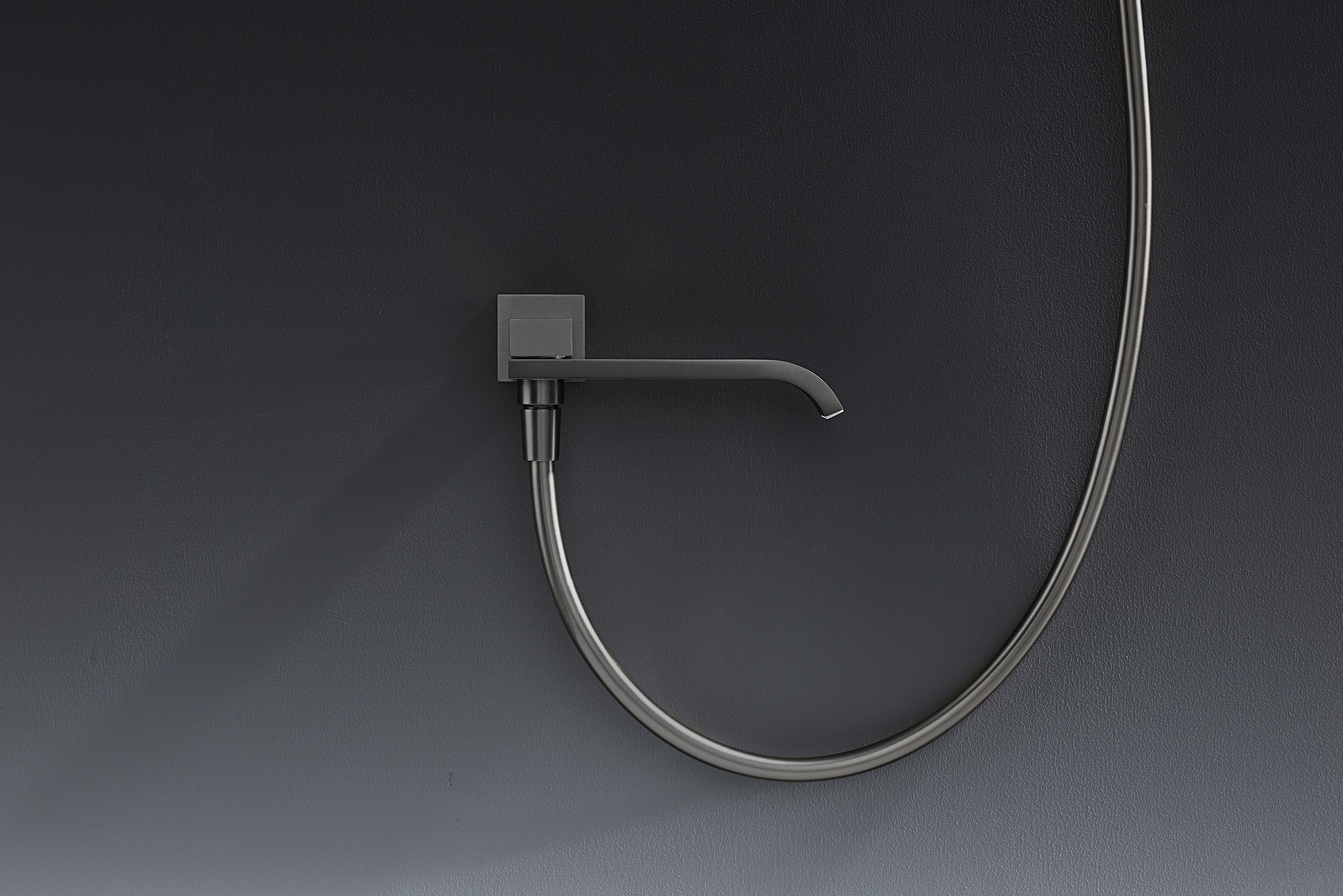 01165-Q Смеситель встраиваемый для душа с 3-функ. (ГРАФИТ) GANZER (6/1шт)