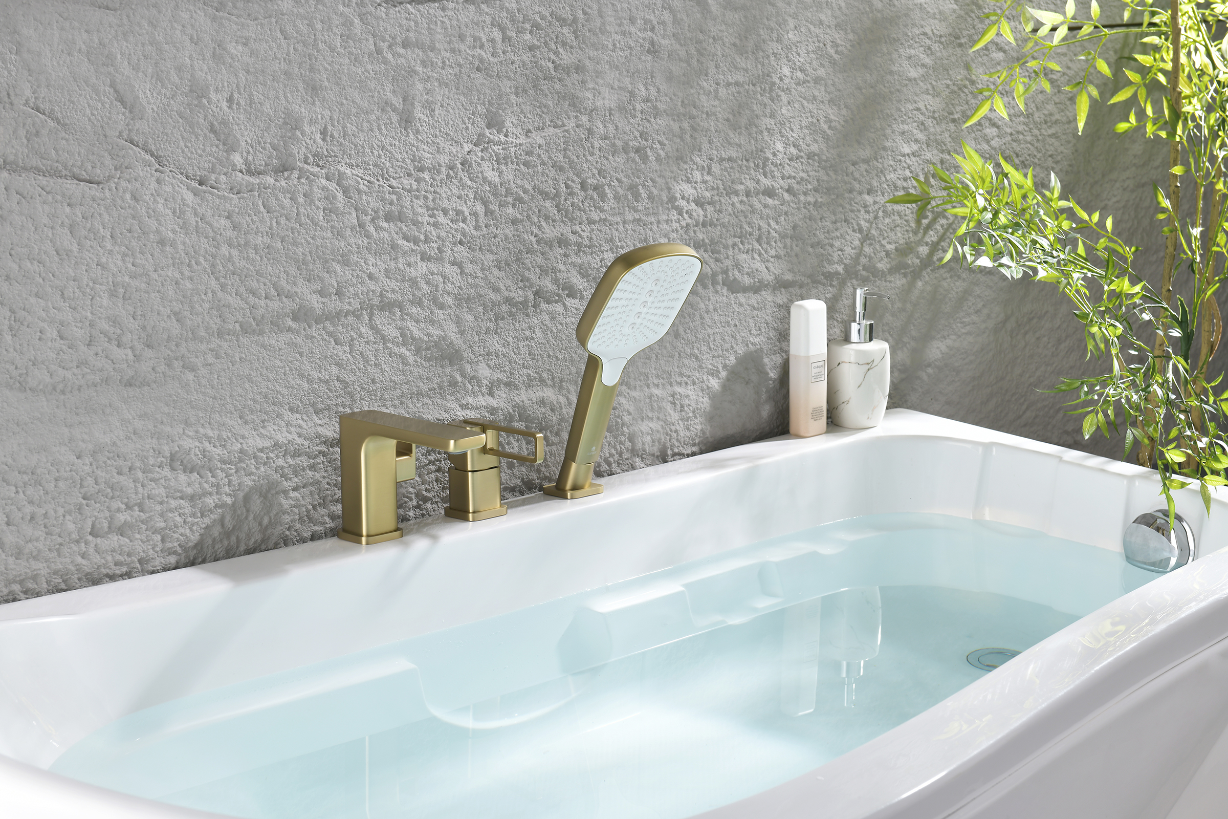 12133-S Смеситель на борт ванны (3-отв,Мат. Золото)  GANZER (10/1шт)