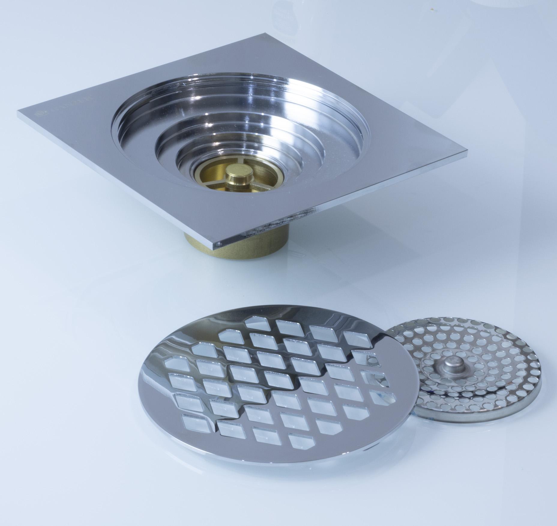 Трап прямой 15 х 15  (ХРОМ)  GANZER  (24/1шт)