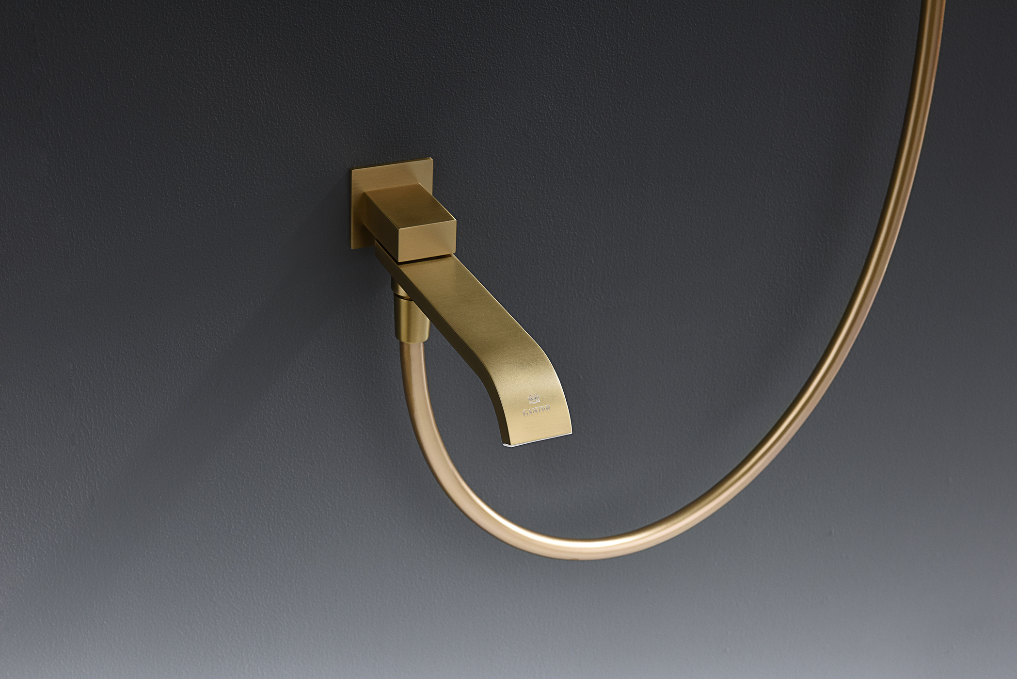 01165-S Смеситель встраиваемый для душа с 3-функ. (Мат. Золото) GANZER (6/1шт)