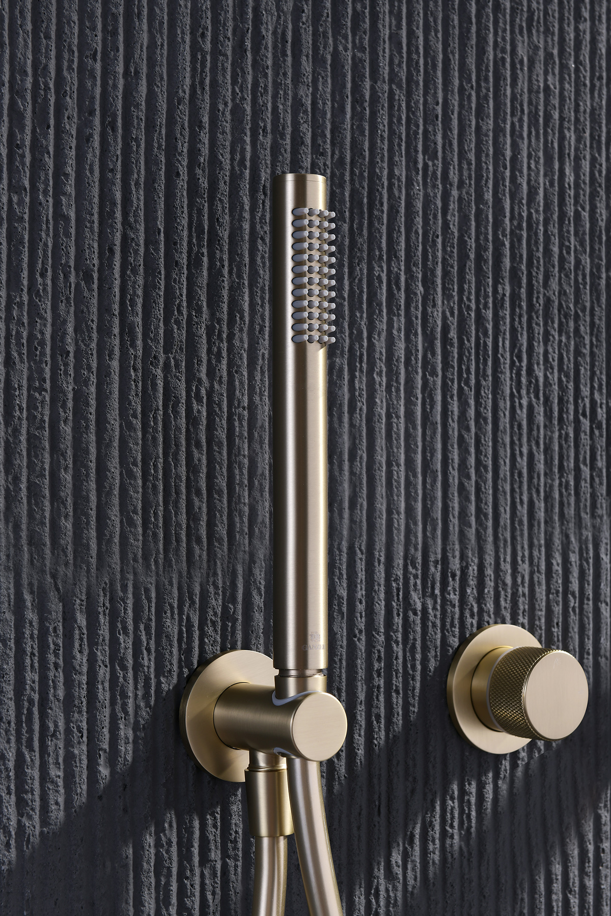 19164-S Встроенный смес для душа с 2-функ. (Мат. Золото) GANZER  (6/1шт)