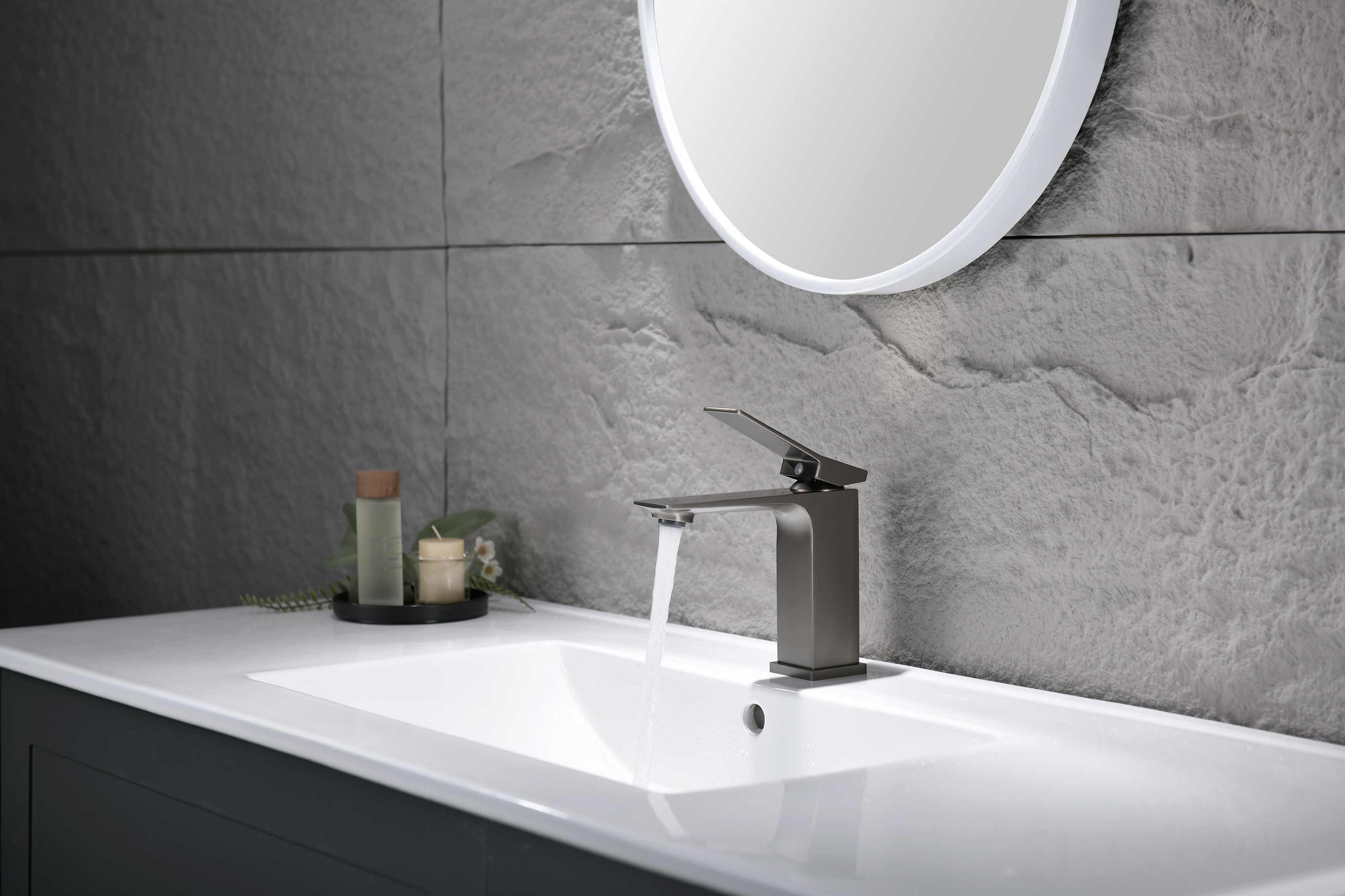 05111-Q Смеситель од. для раковины (ГРАФИТ) GANZER (10/1шт)