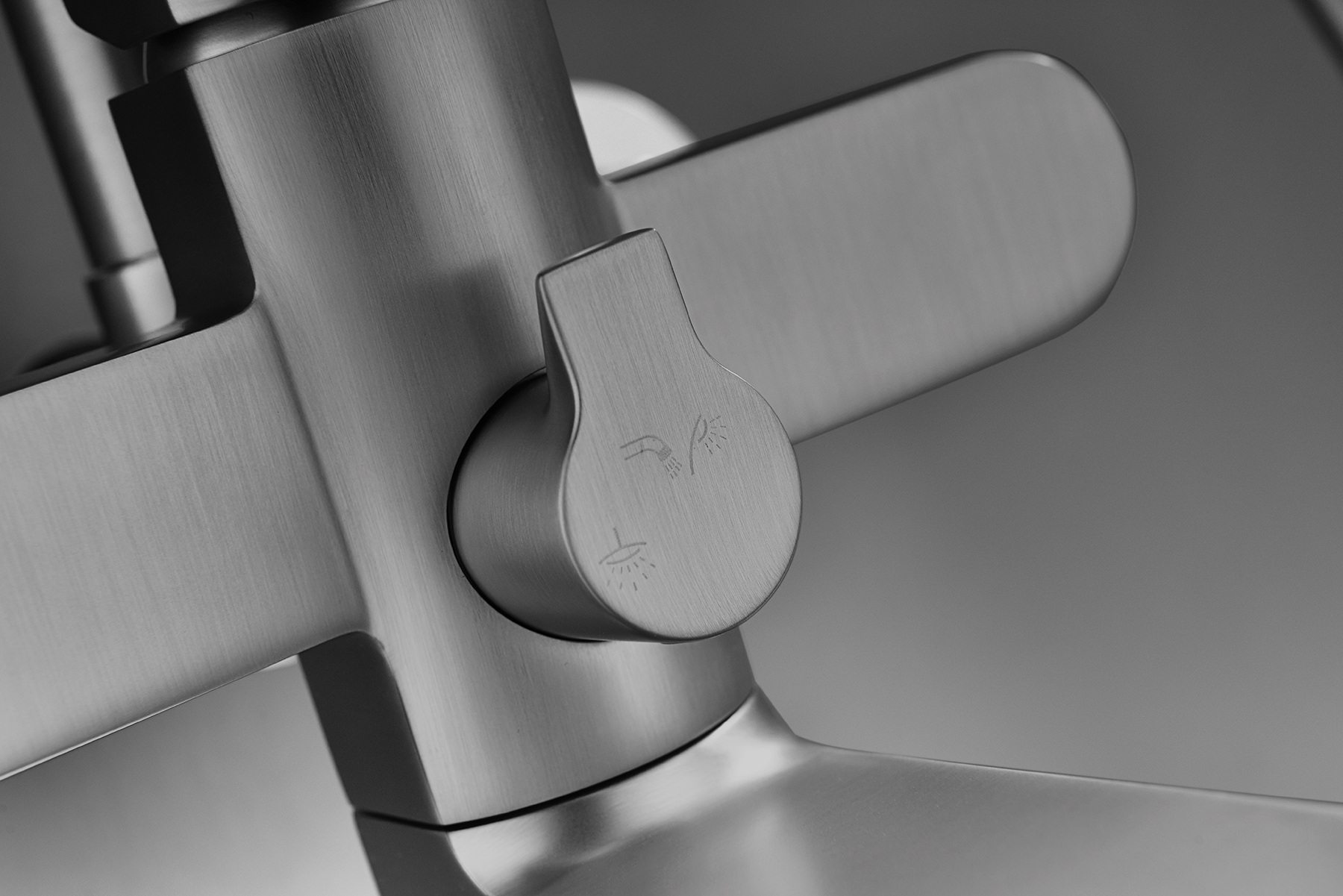 06161-Q Душевая система (ГРАФИТ) GANZER (5/1шт)