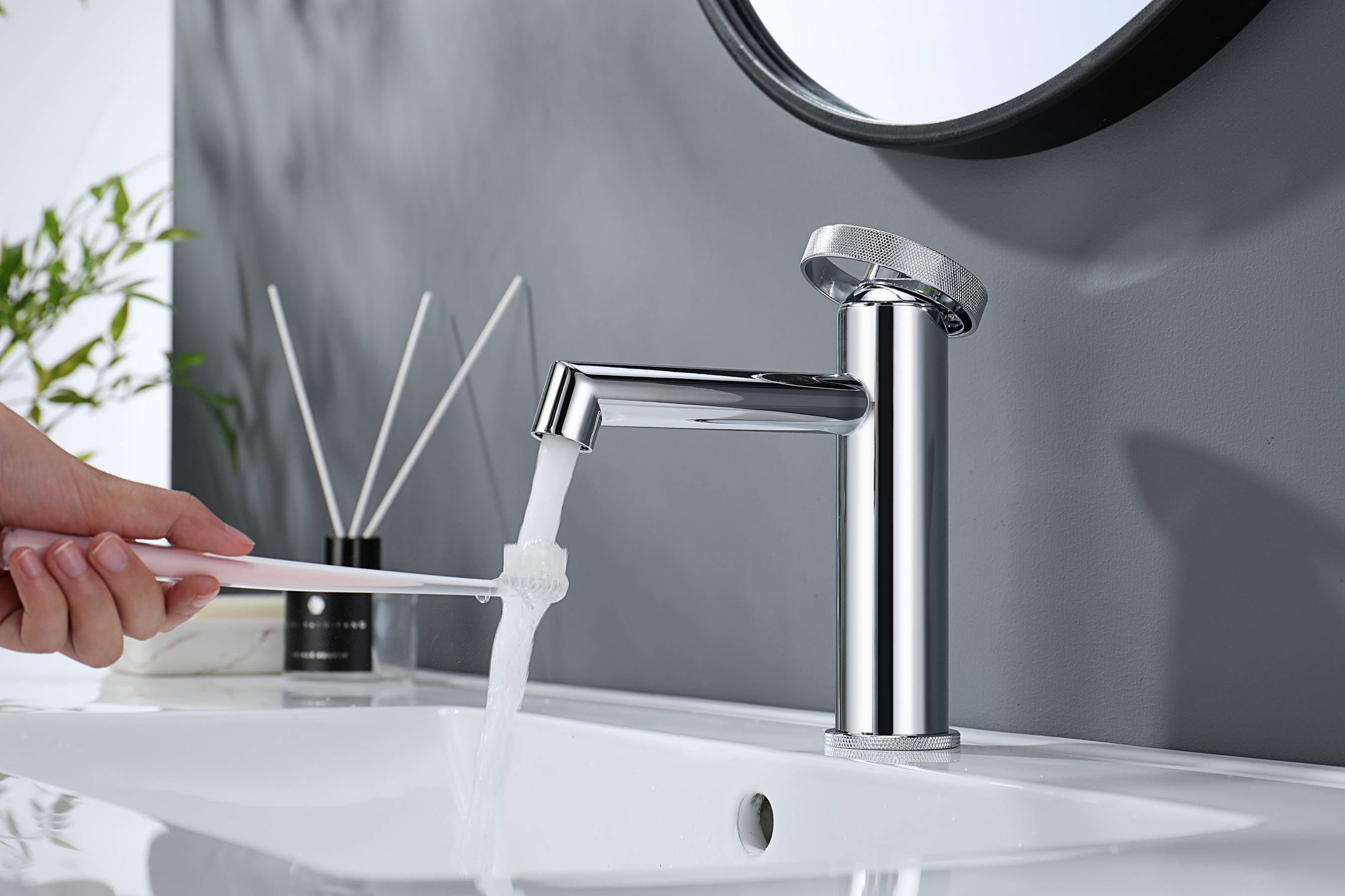 19111 Смеситель од. для раковины (ХРОМ) GANZER (10/1шт)