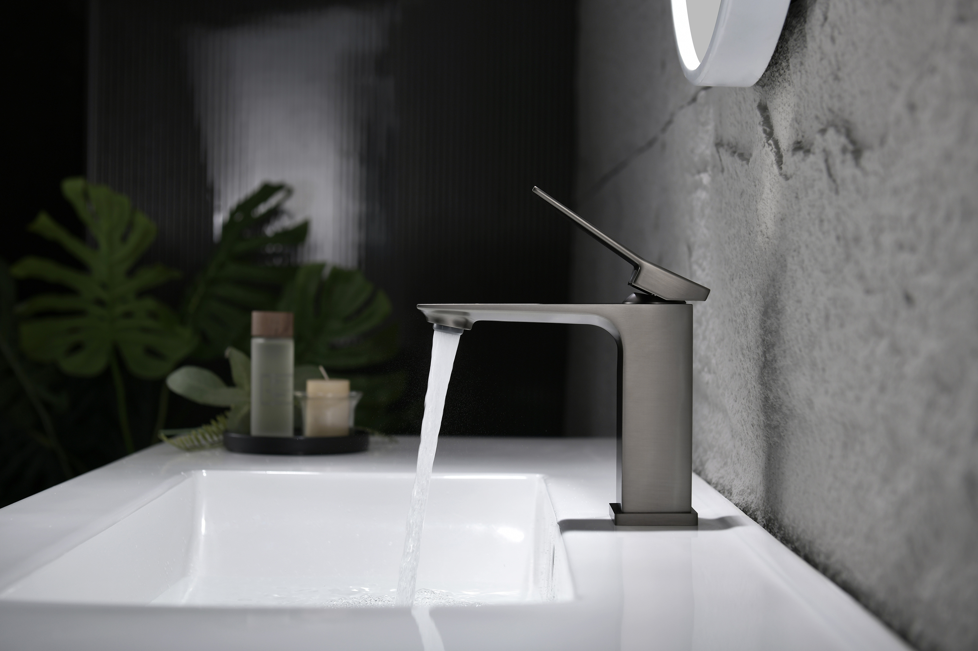 05111-Q Смеситель од. для раковины (ГРАФИТ) GANZER (10/1шт)