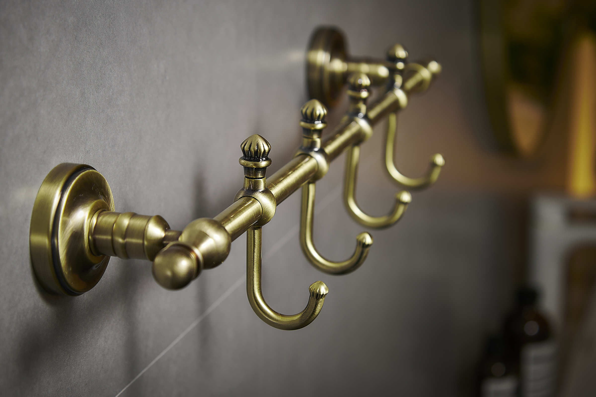 31074-D П/держатель 4 крючка (БРОНЗА) GANZER (10/1шт)