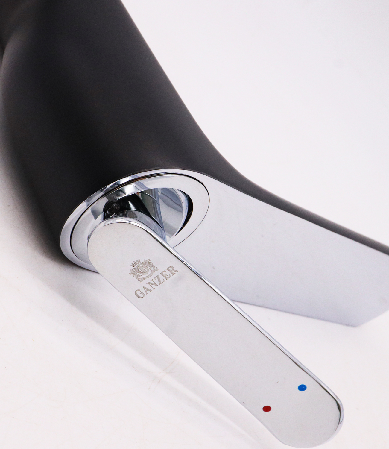 20012-C Смес. для раковины/чаши (Черный/?? "GANZER" (8/1шт)  Л/К