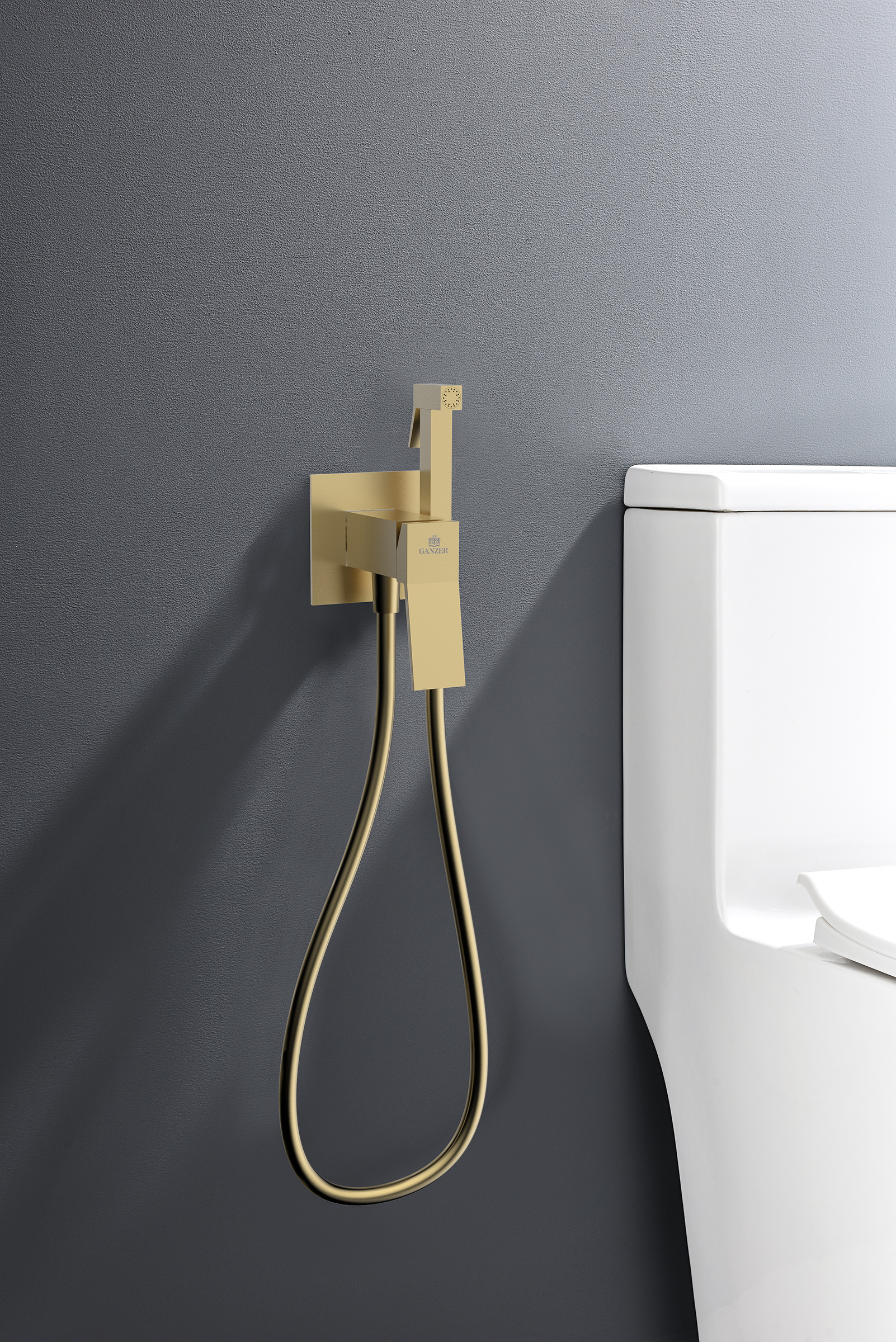 05157-S Смеситель встраиваемый с ГИГ. душом (Мат. Золото) GANZER (10/1шт)