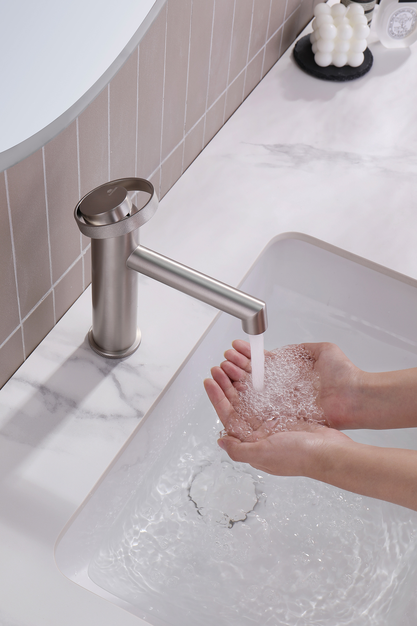 19111-G Смеситель од. для раковины (САТИН) GANZER (10/1шт)