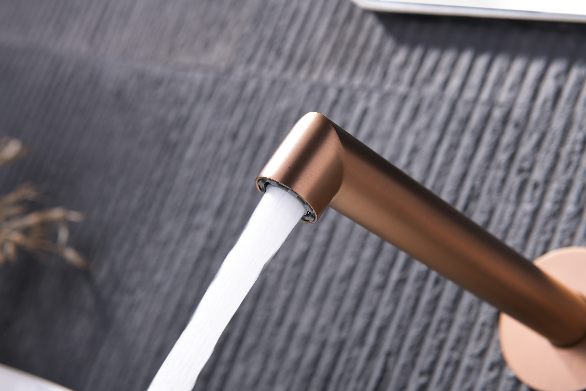 19144-R Встроенный смес для рак. (Роз. Золото) GANZER  (10/1шт)