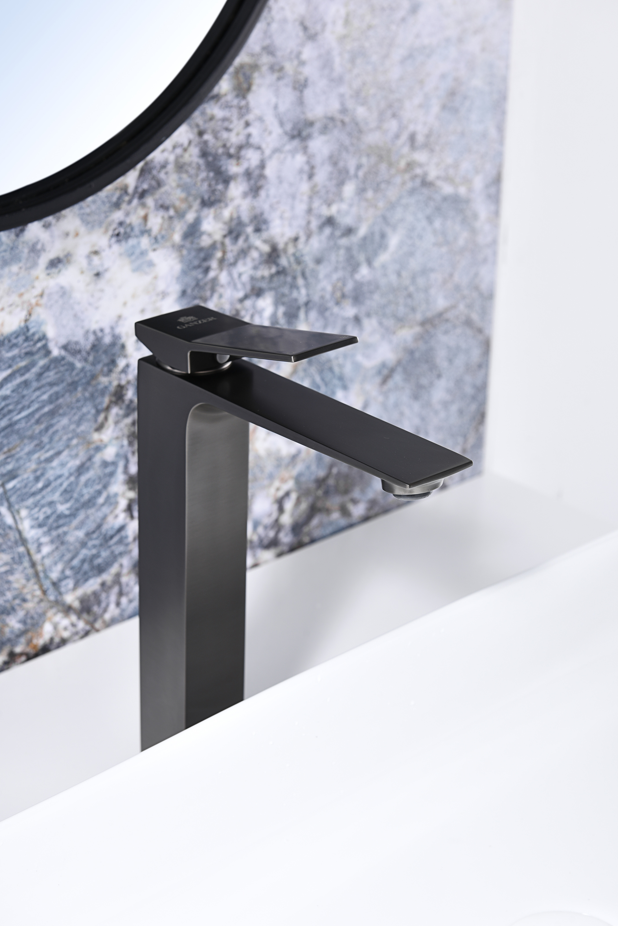 05112-Q Смеситель од. для раковины-чаши (ГРАФИТ) GANZER (10/1шт)