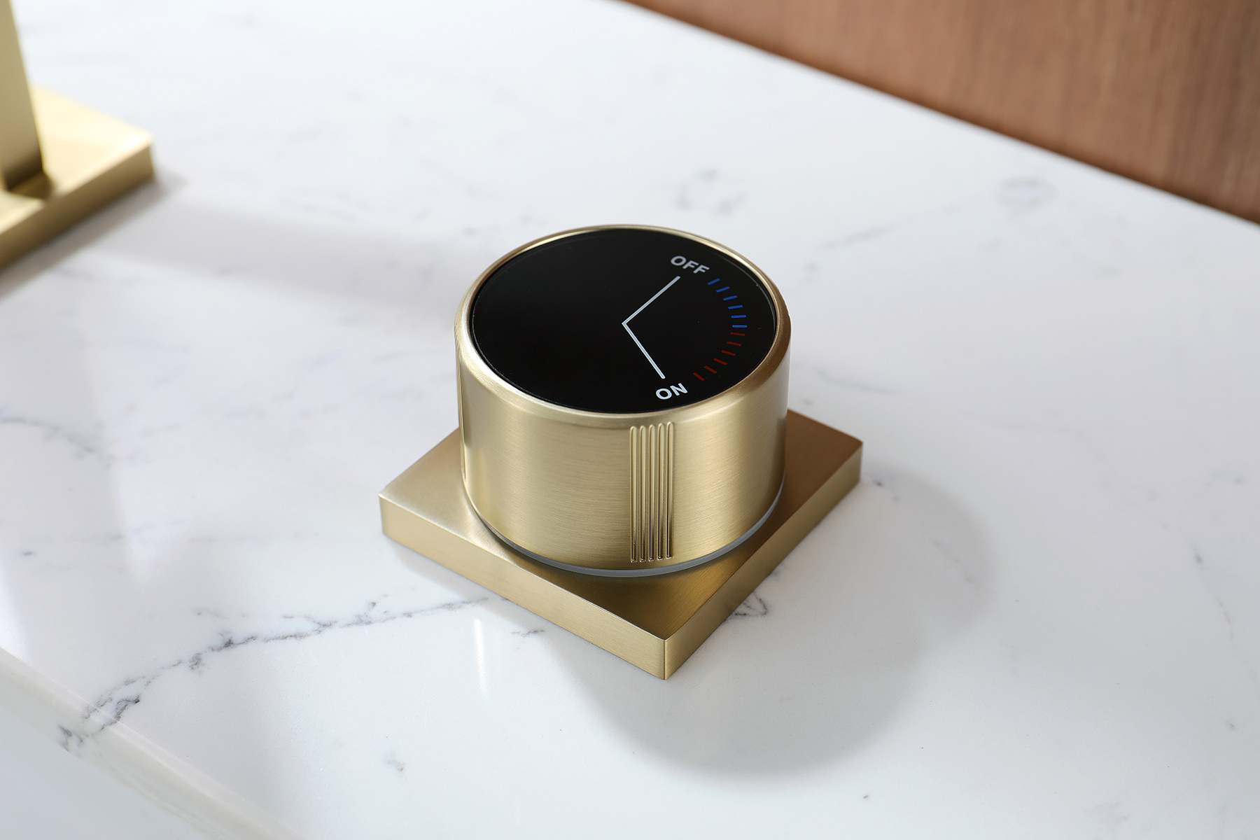 01111-S Смеситель на борт раковины (2-отв,Мат. Золото)  GANZER (10/1шт)