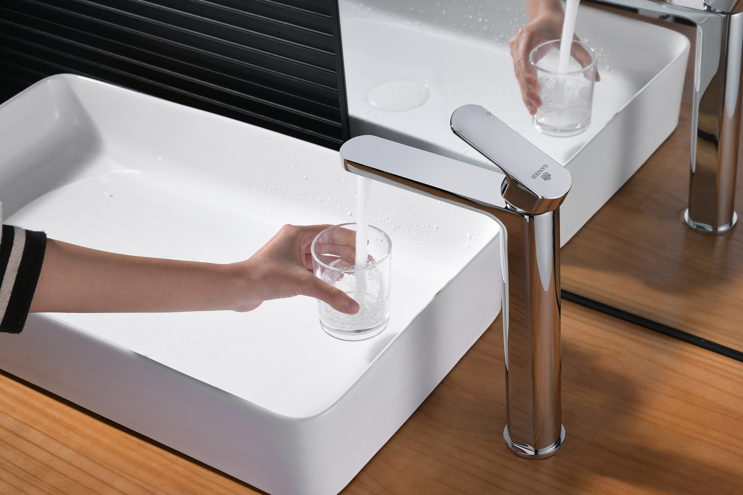 06112 Смеситель од. для раковины-чаши (ХРОМ) GANZER (10/1шт)