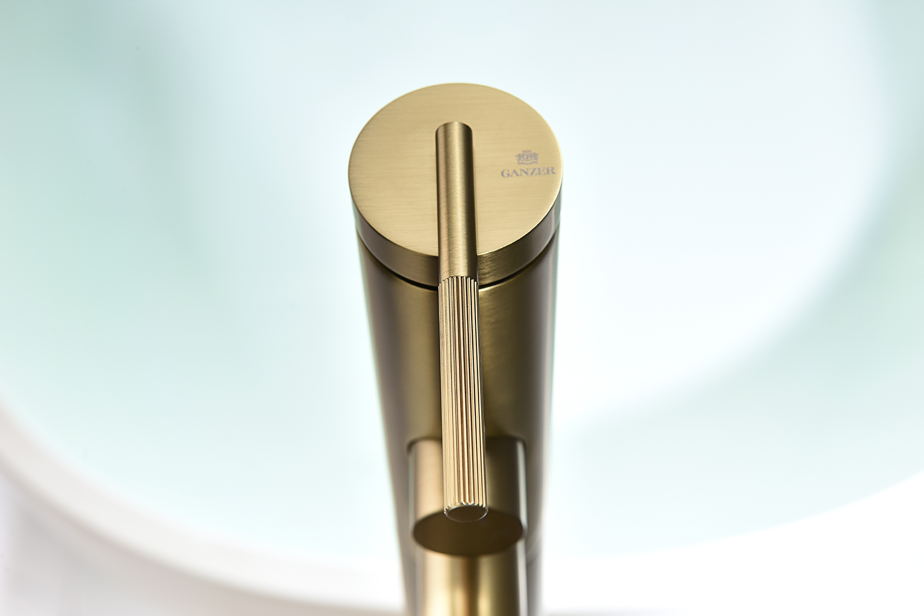 19181-S Смеситель напольный для ванны (Мат. Золото) GANZER  (5/1шт)