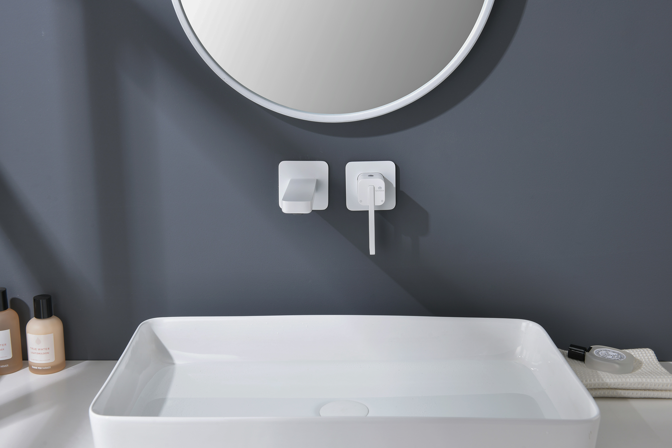 12144-F Встроенный смес для рак. (БЕЛЫЙ) GANZER  (10/1шт)