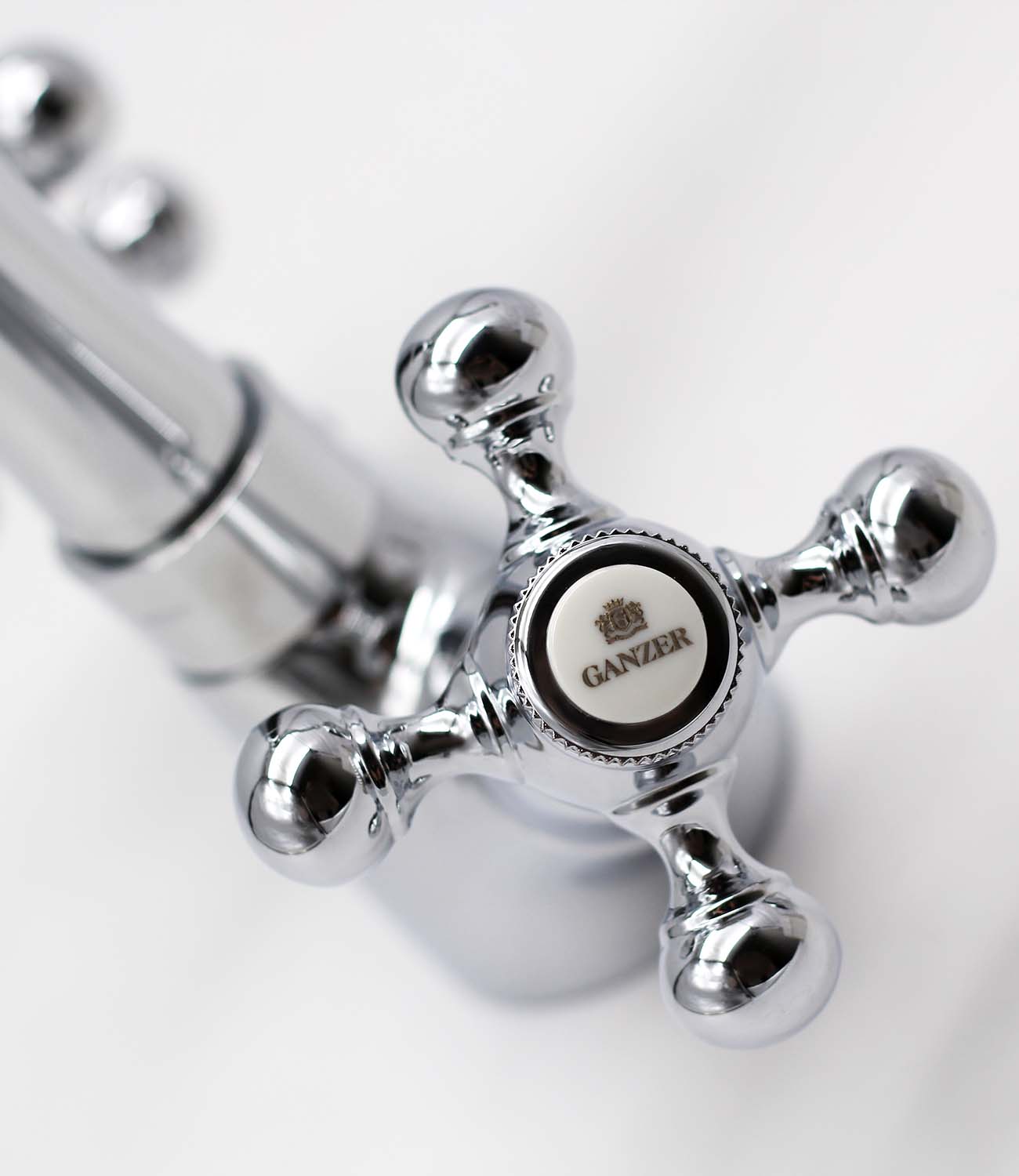 09112 Смеситель двухвент. для умыв. (ХРОМ)  GANZER  (10/1шт)