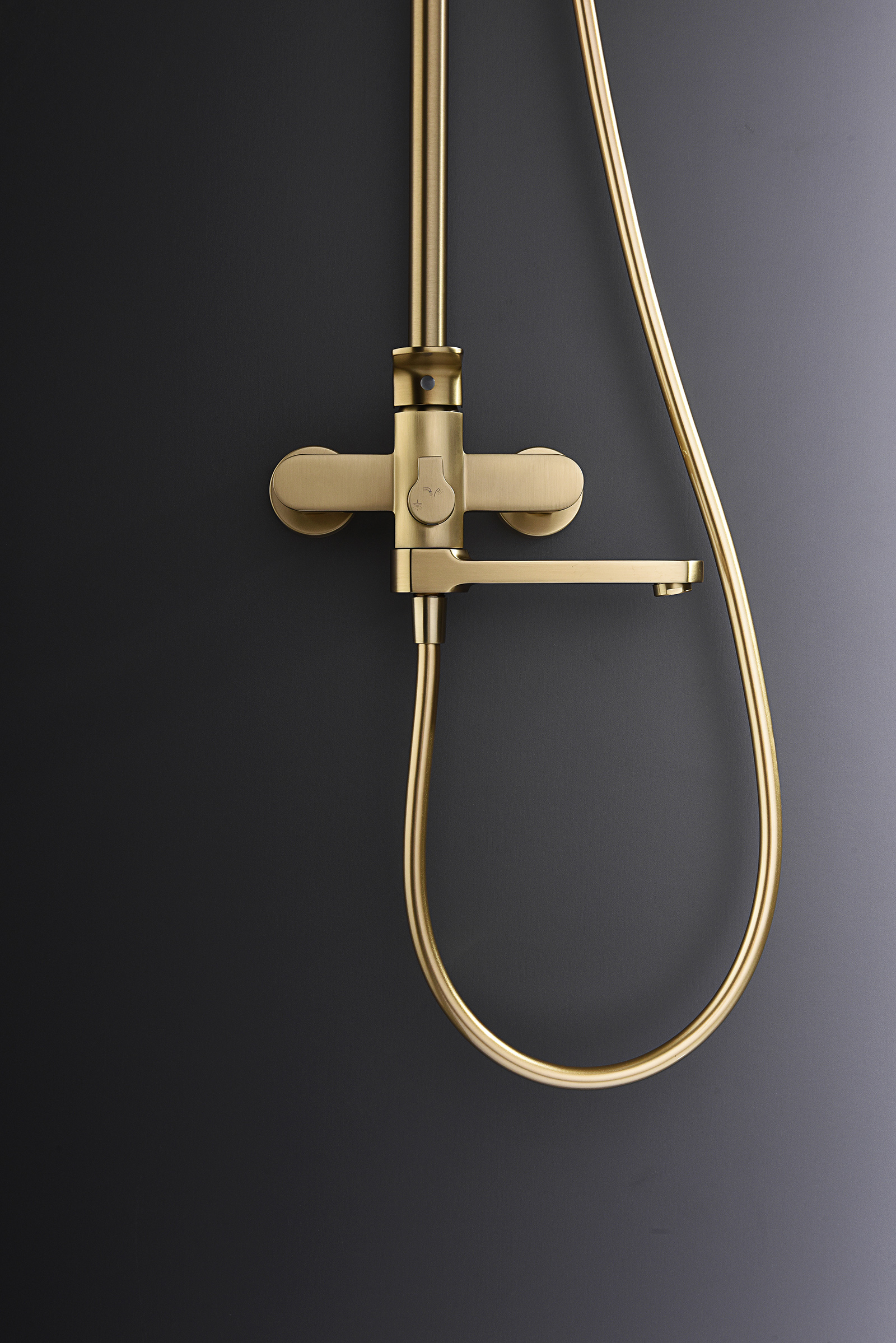 06161-S Душевая система (Мат. Золото) GANZER (5/1шт)