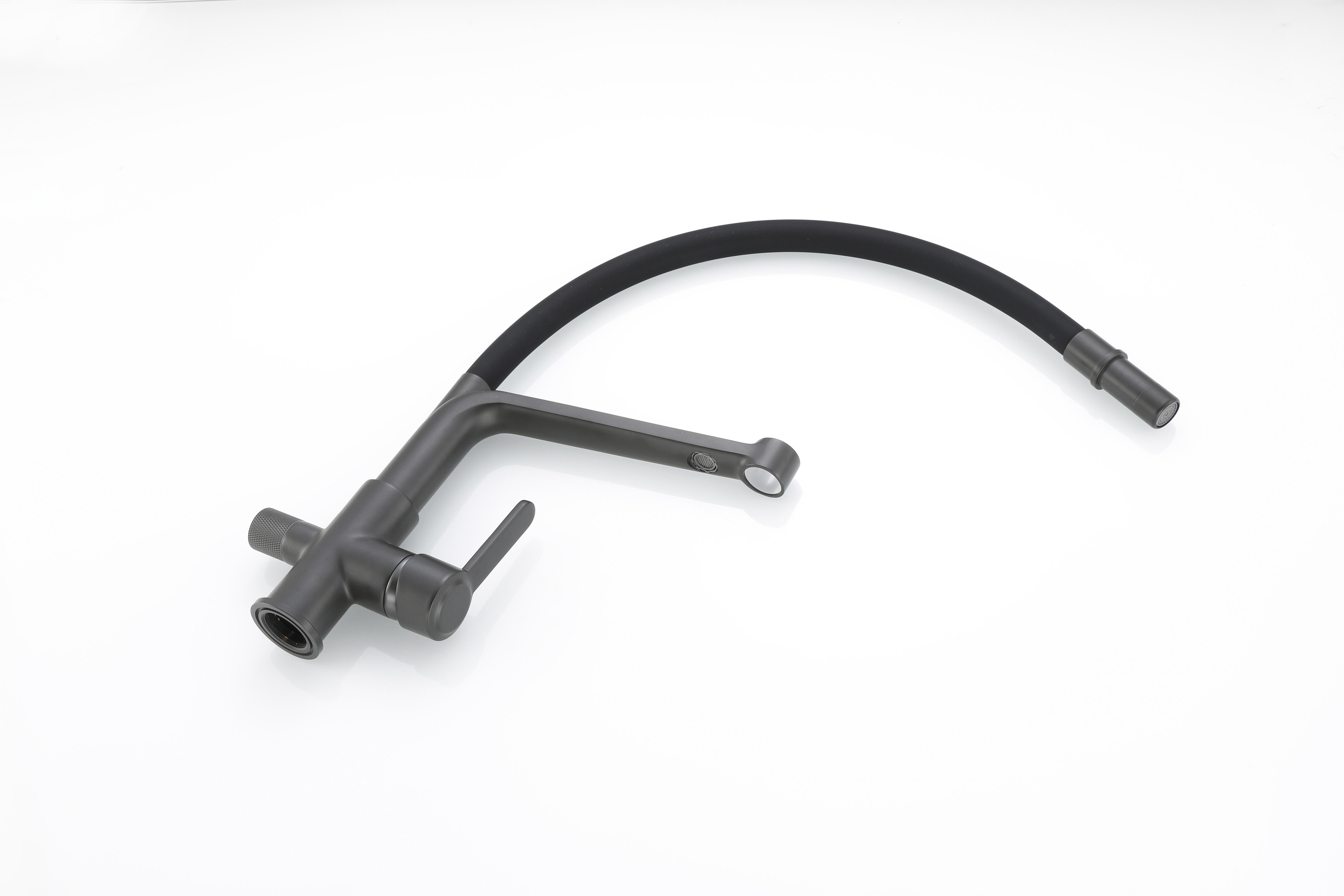 15075-PC Смес. для кухни с гиб шланг и под фильт (ГРАФИТ+ЧЕРНЫЙ) HANSEN (10/1шт)