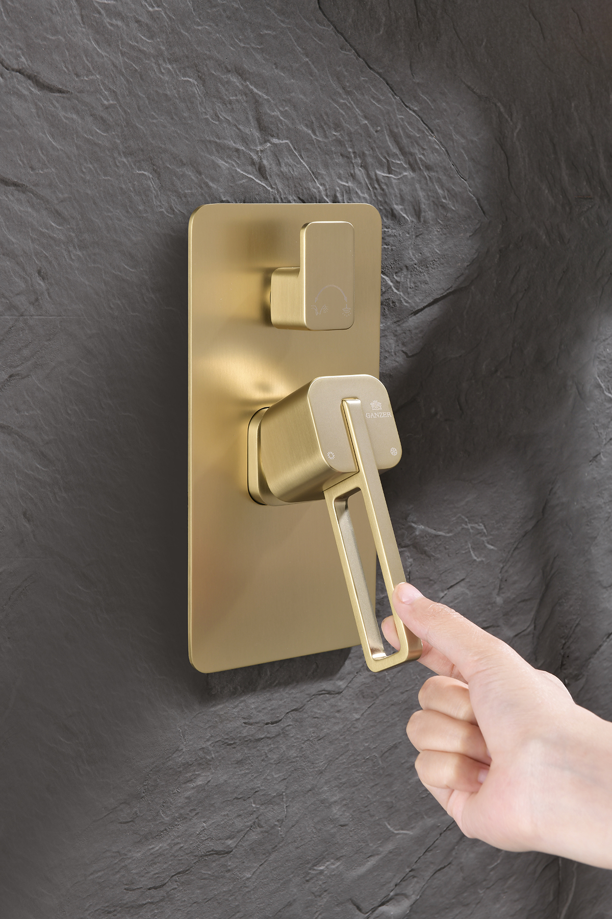 12165-S Смеситель встраиваемый для душа с 3-функ. (Мат. Золото) GANZER (6/1шт)