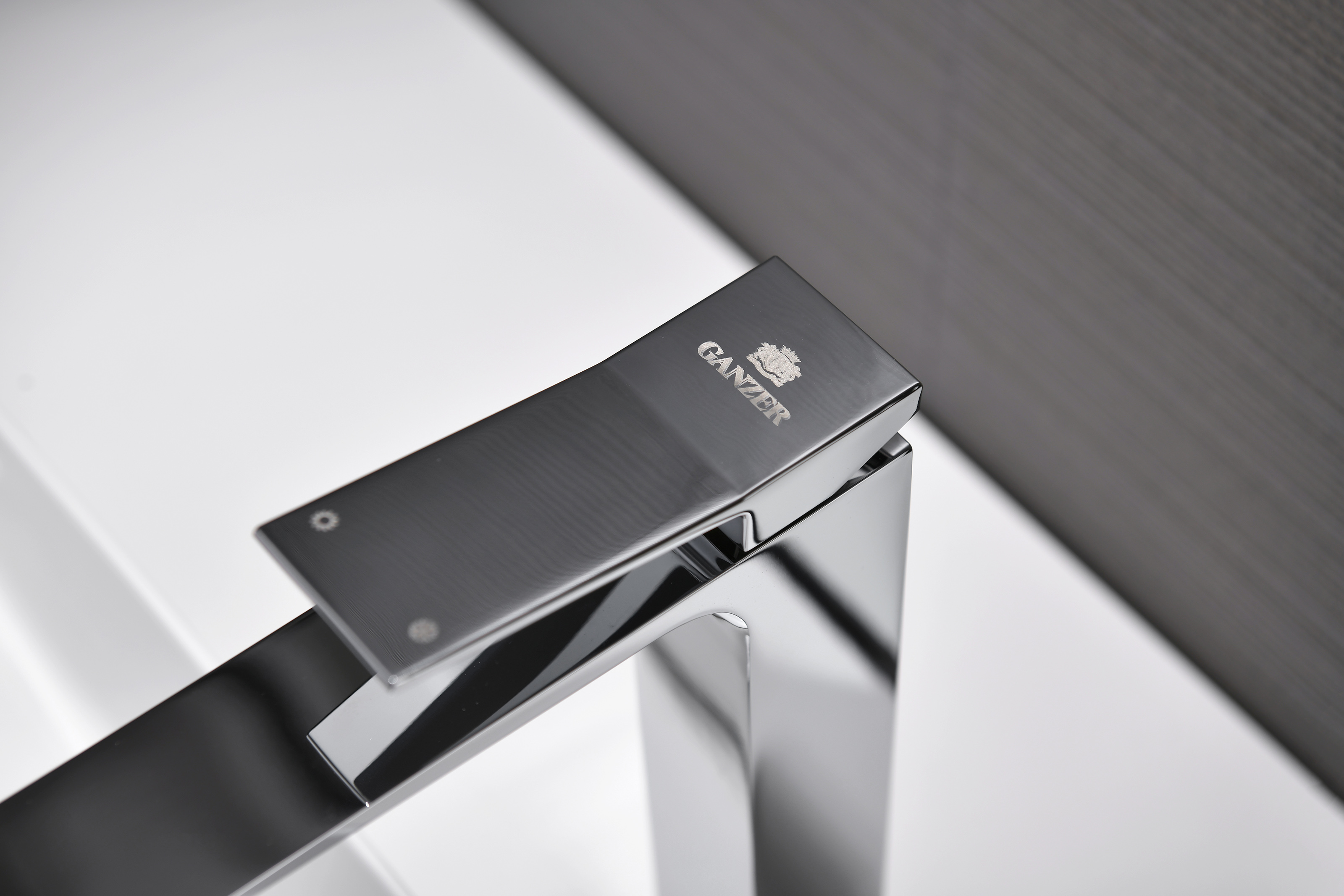 05112 Смеситель од. для раковины-чаши (ХРОМ) GANZER (10/1шт)