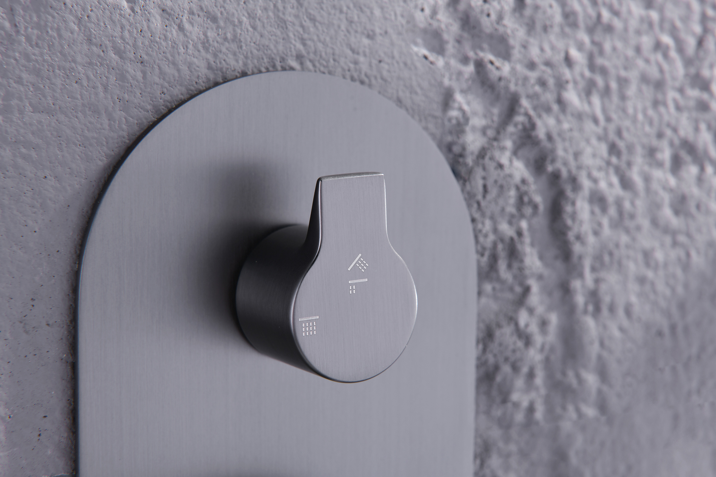 02165-Q Смеситель встраиваемый для душа с 3-функ. (ГРАФИТ) GANZER (6/1шт)