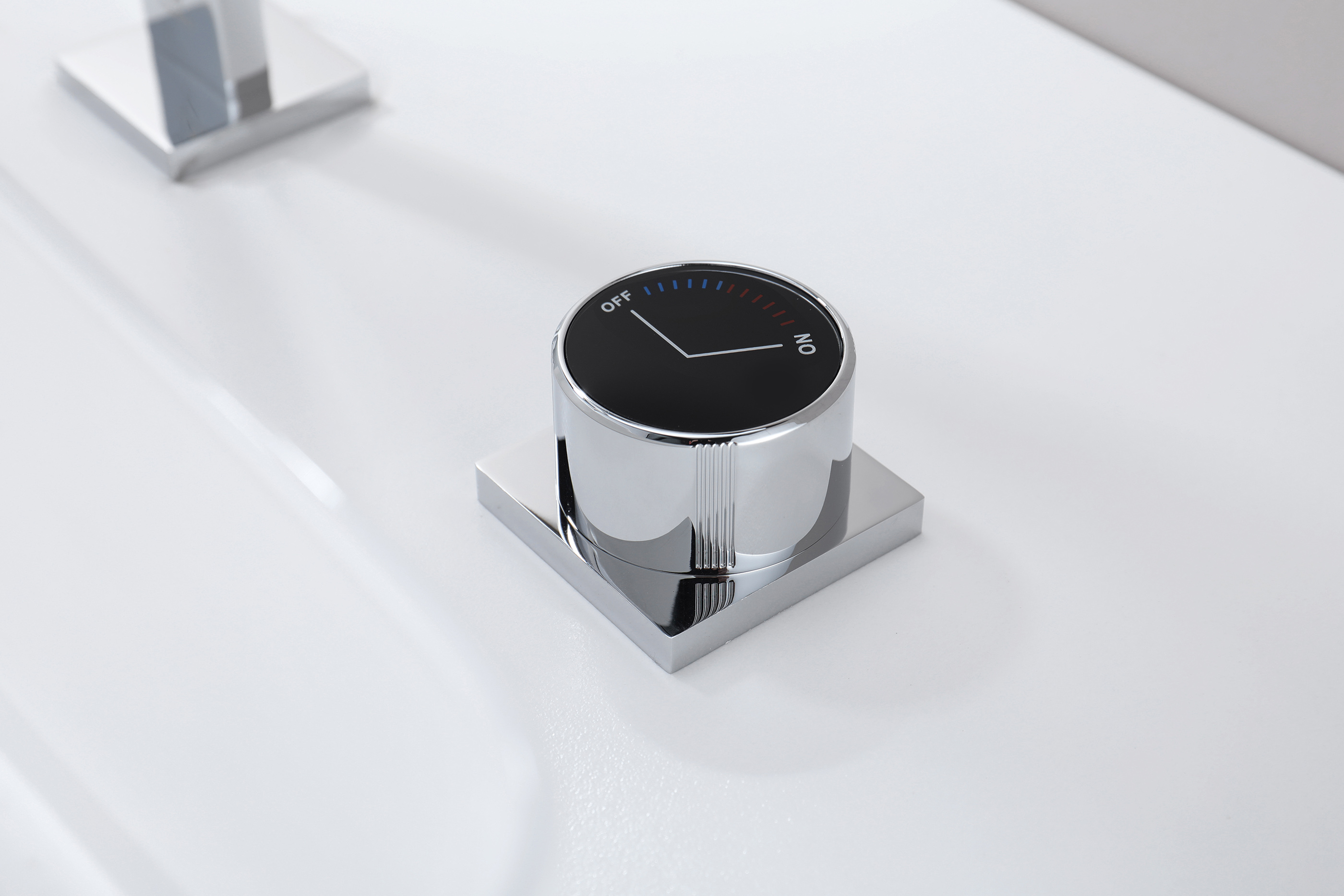 01112 Смеситель на борт раковины (2-отв,ХРОМ)  GANZER (10/1шт)