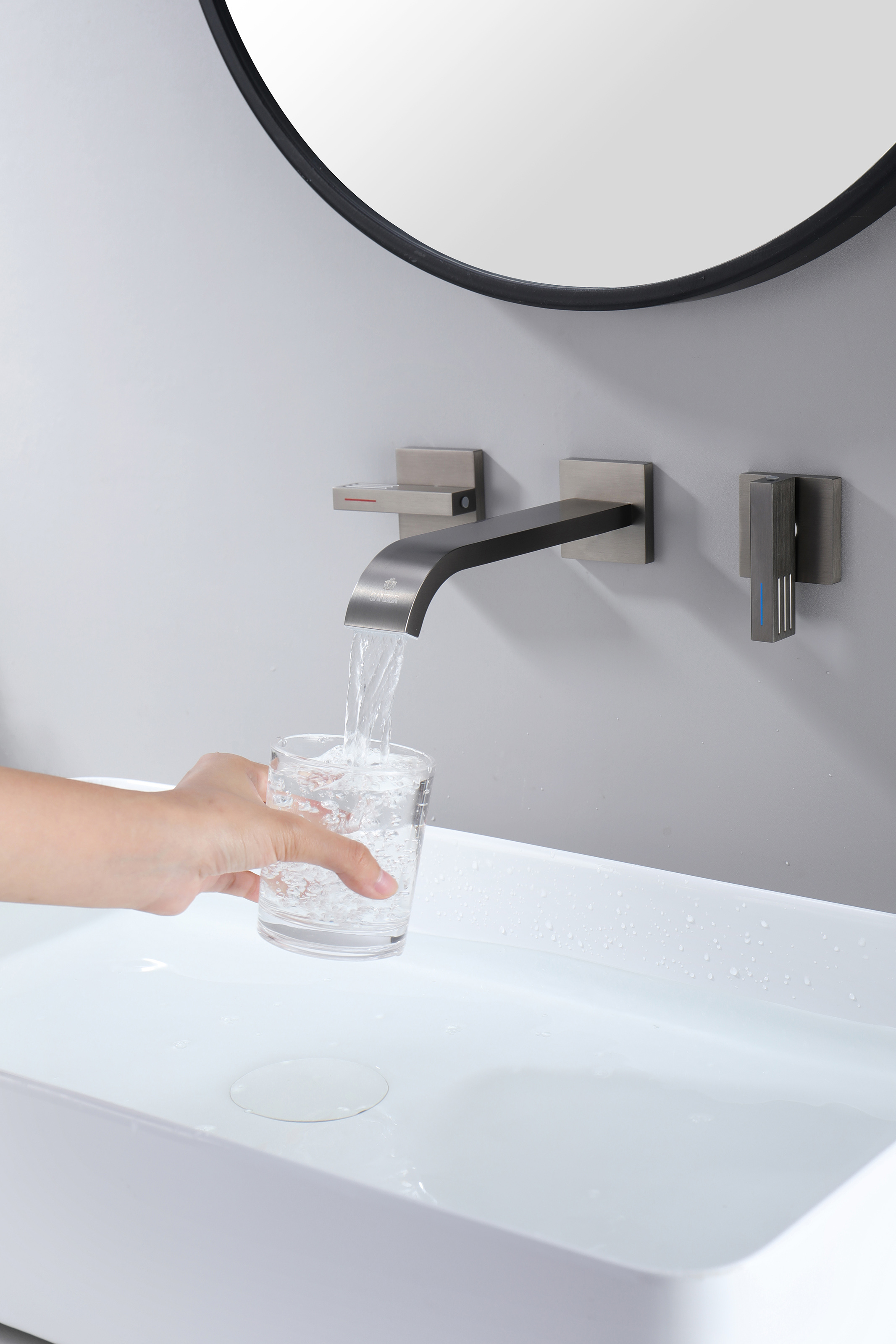 01144-Q Смеситель встраиваемый для раковины (ГРАФИТ) GANZER (8/1шт)