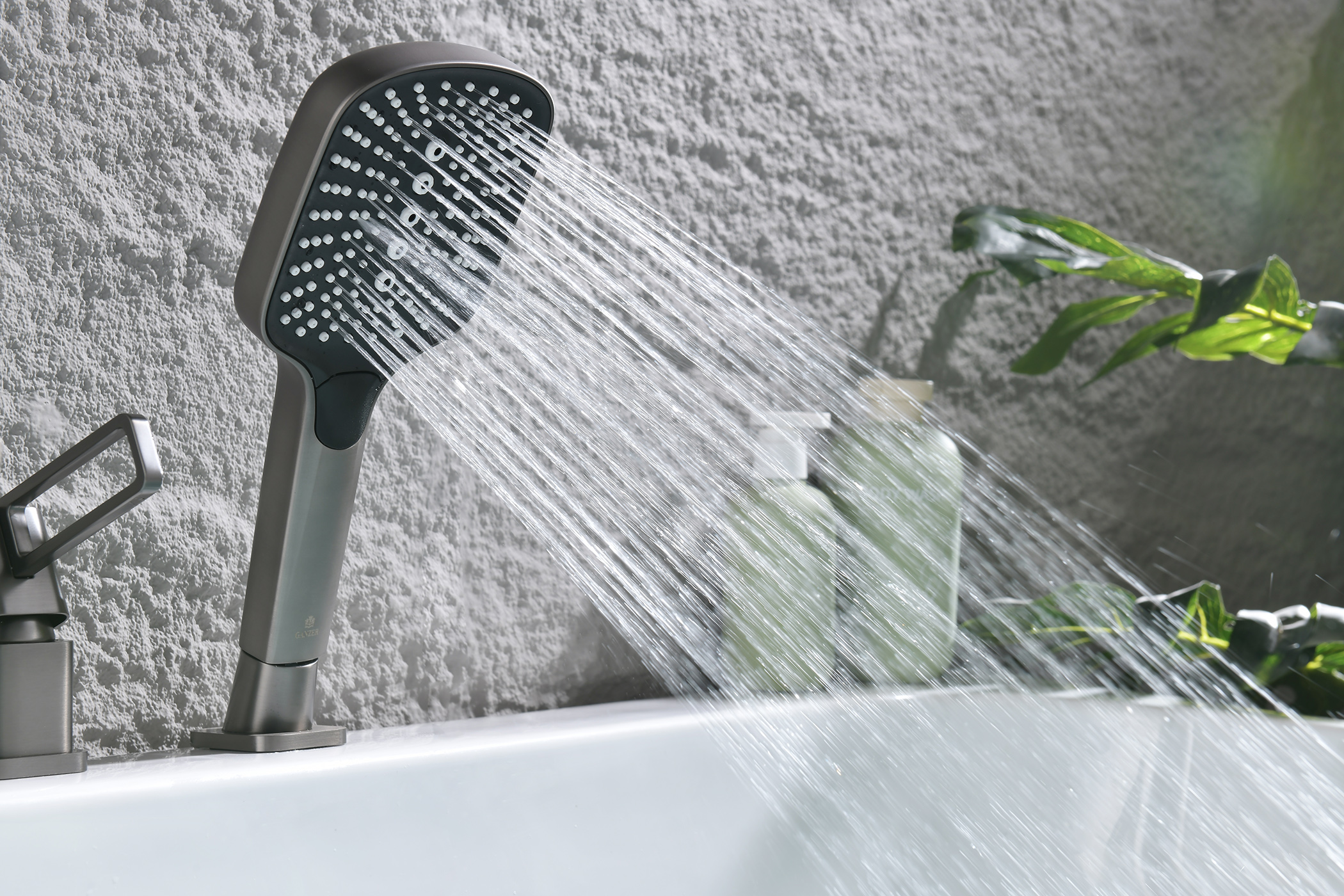 12133-Q Смеситель на борт ванны (3-отв,ГРАФИТ)  GANZER (10/1шт)