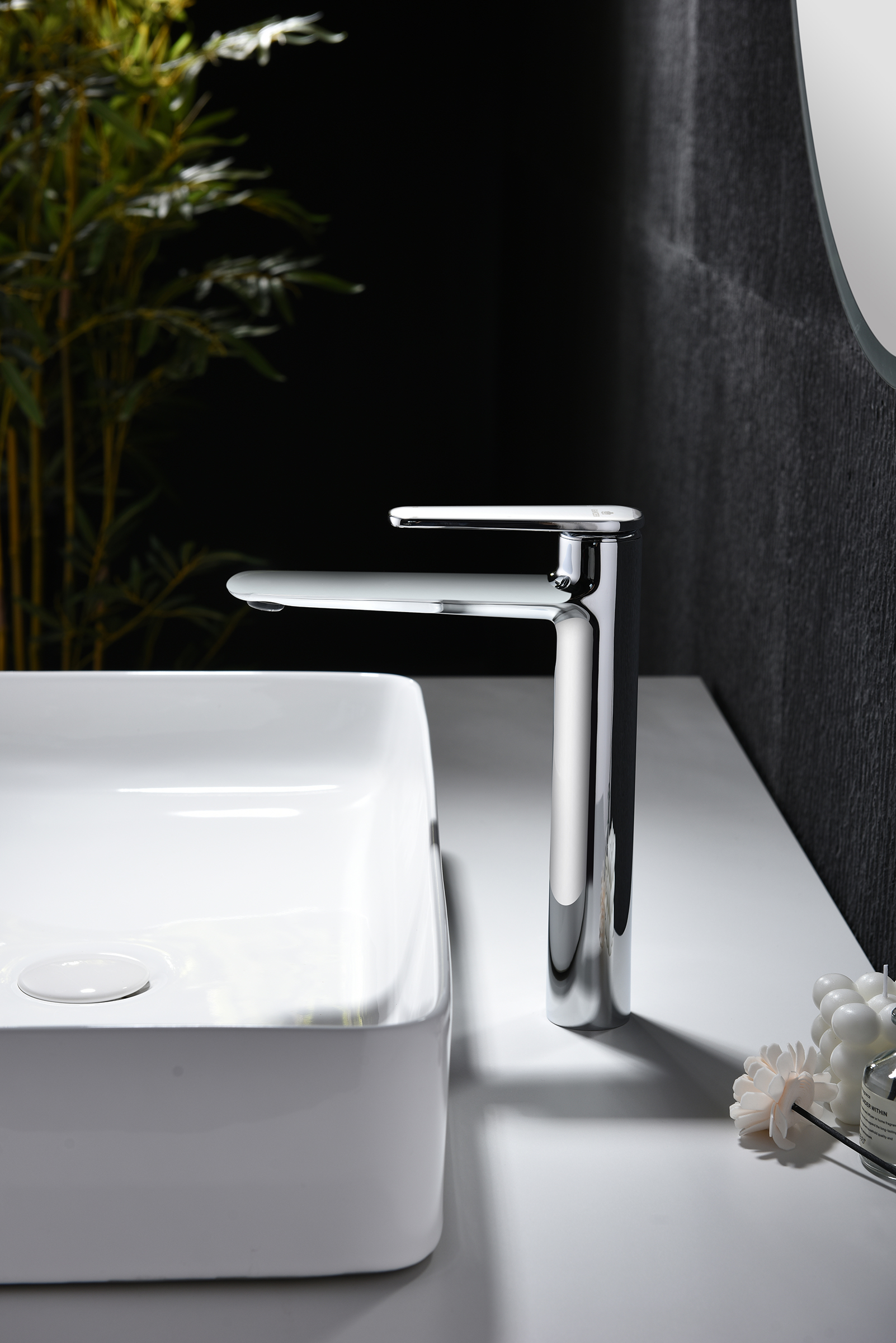 02112 Смеситель од. для раковины-чаши (ХРОМ) GANZER (10/1шт)