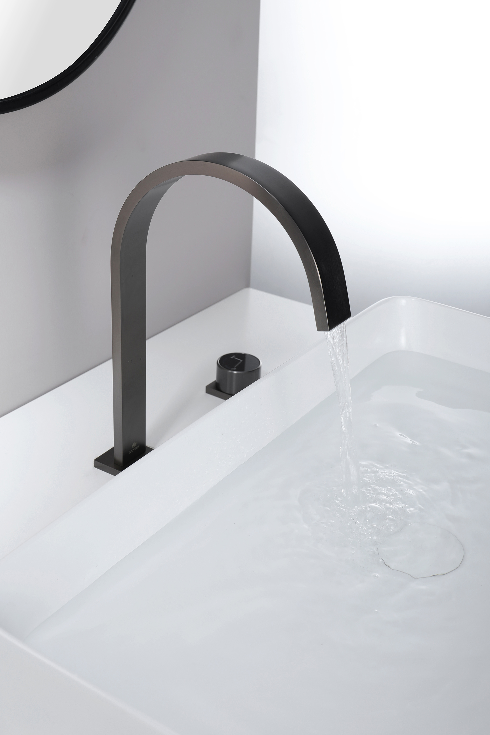 01112-Q Смеситель на борт раковины (2-отв,ГРАФИТ)  GANZER (10/1шт)