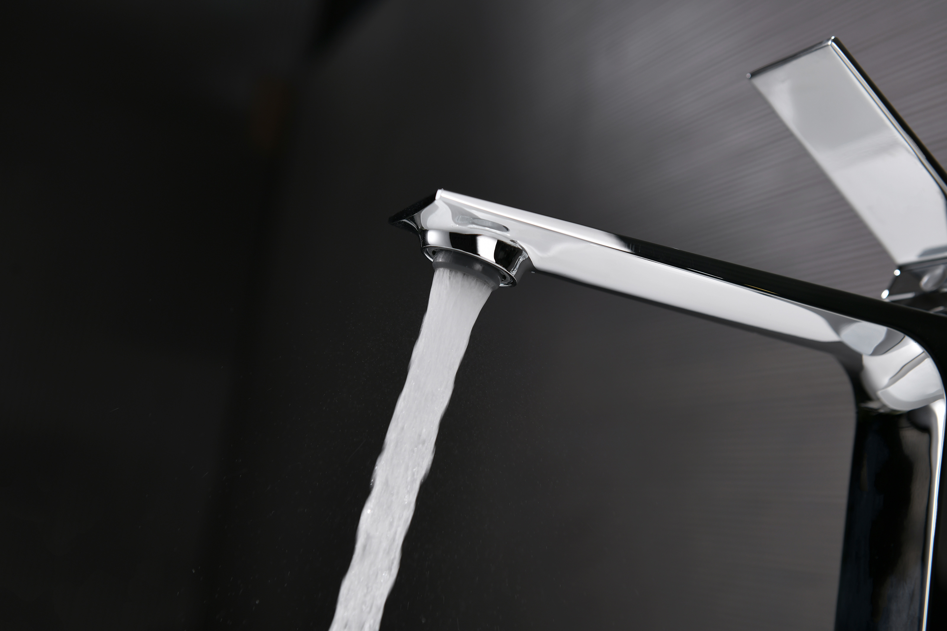 05112 Смеситель од. для раковины-чаши (ХРОМ) GANZER (10/1шт)